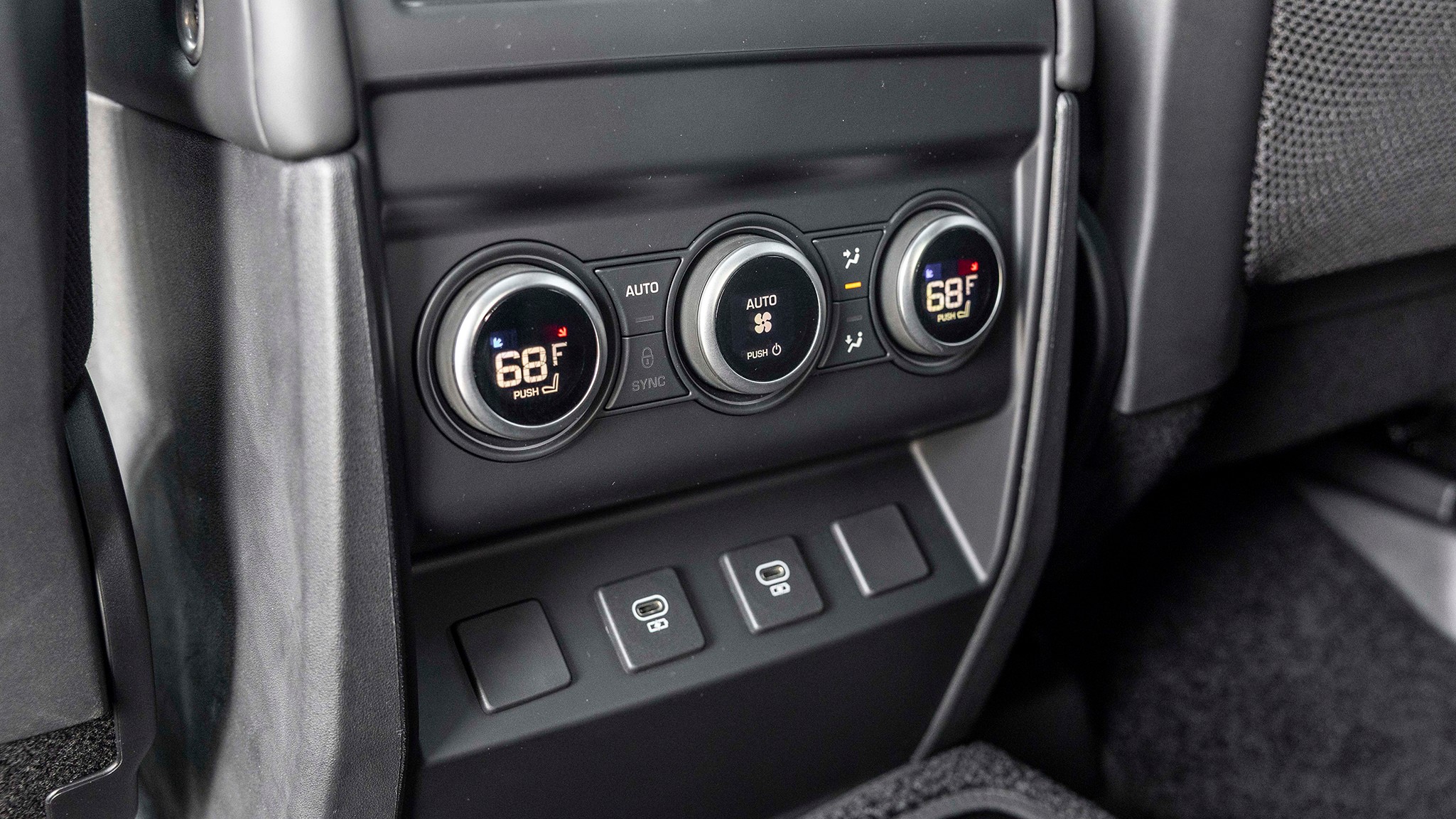 023 2025 Land Rover Defender 130