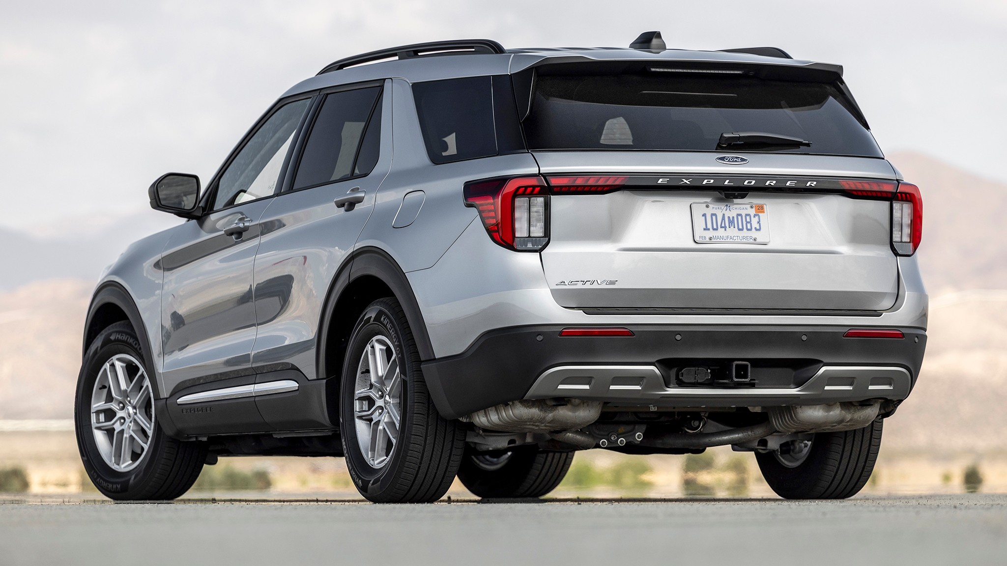 013 2025 Ford Explorer Active