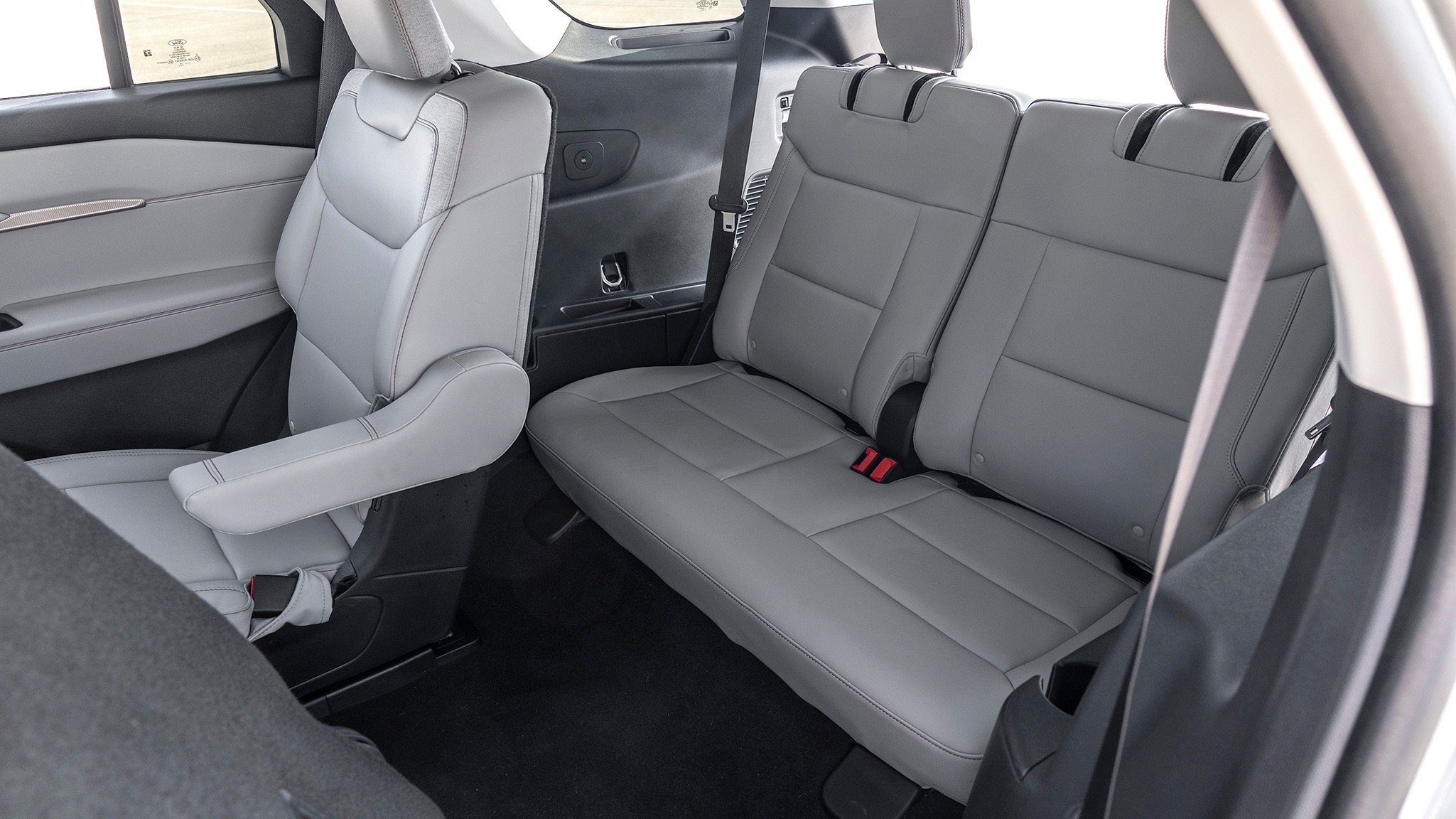 019 2025 Ford Explorer Active