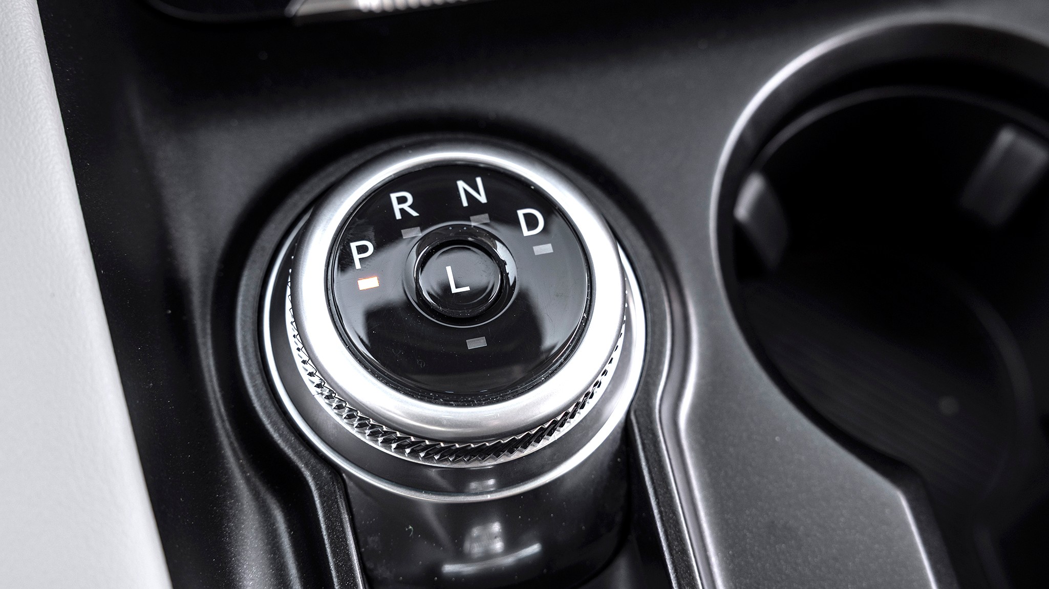 021 2025 Ford Explorer Active