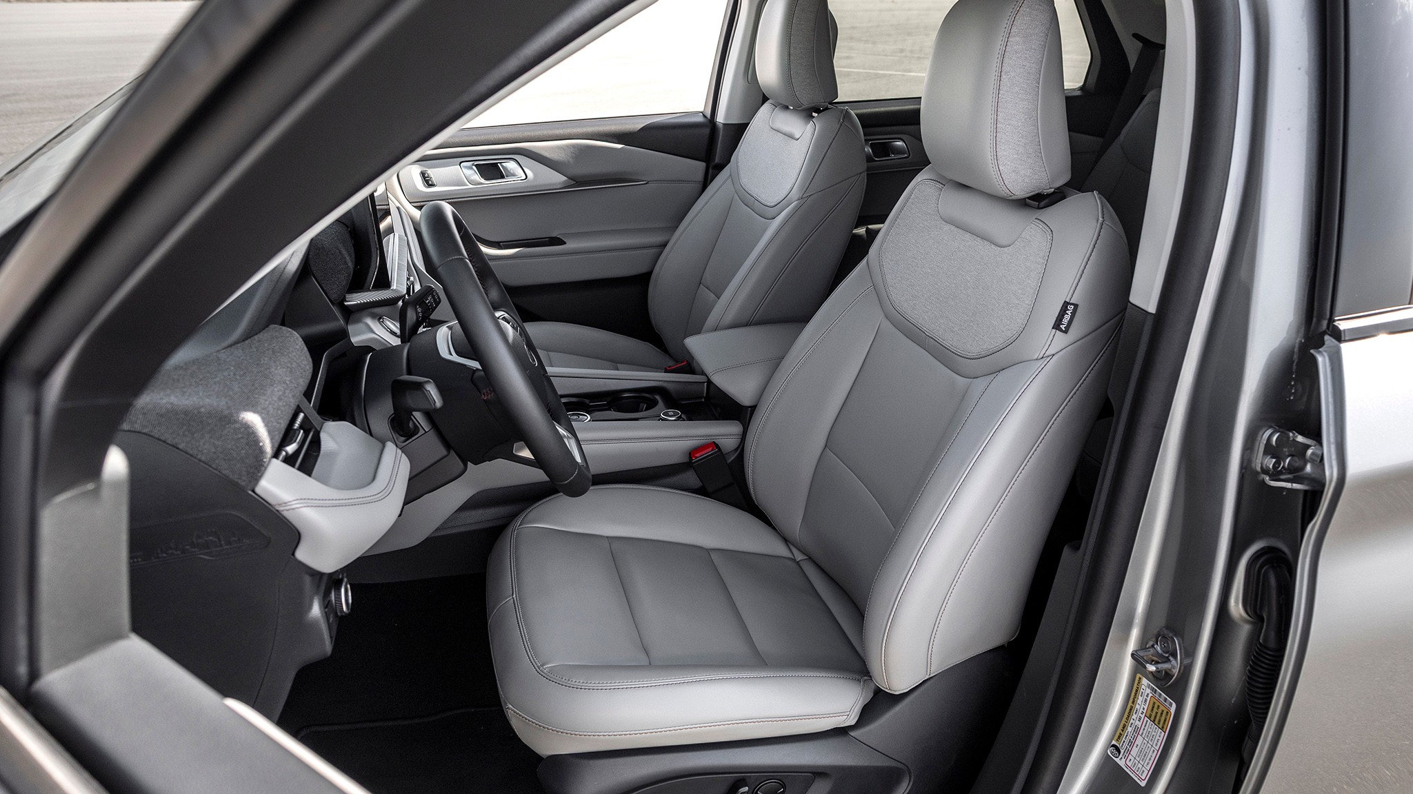 022 2025 Ford Explorer Active