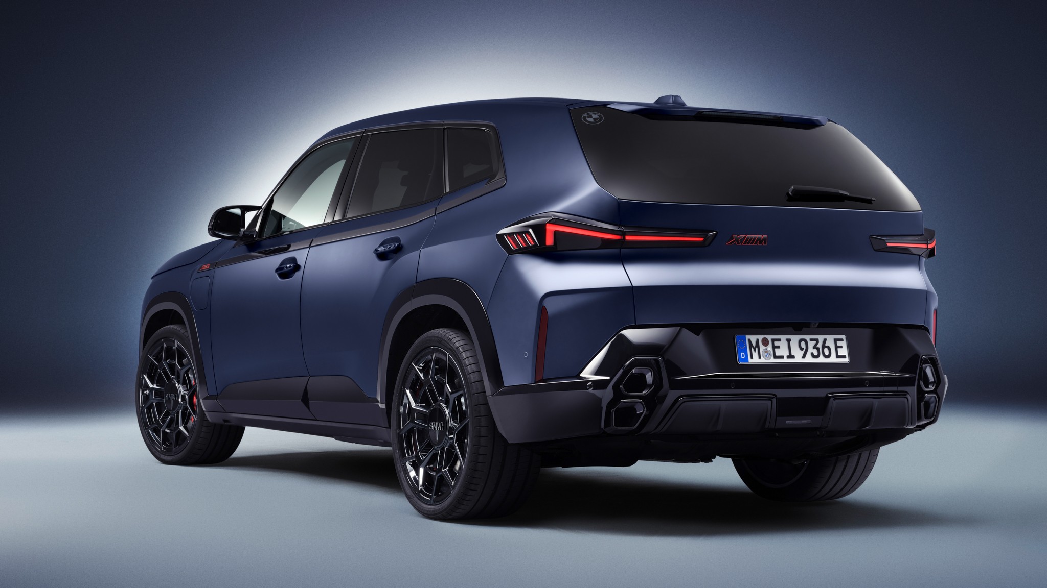 2026 BMW XM Label PHEV SUV Hybrid 2