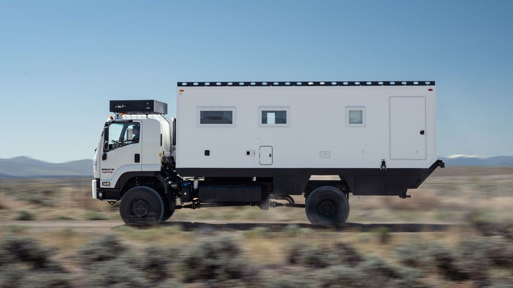 011 2024 Isuzu FTR MT3 4x4 Predator XLE