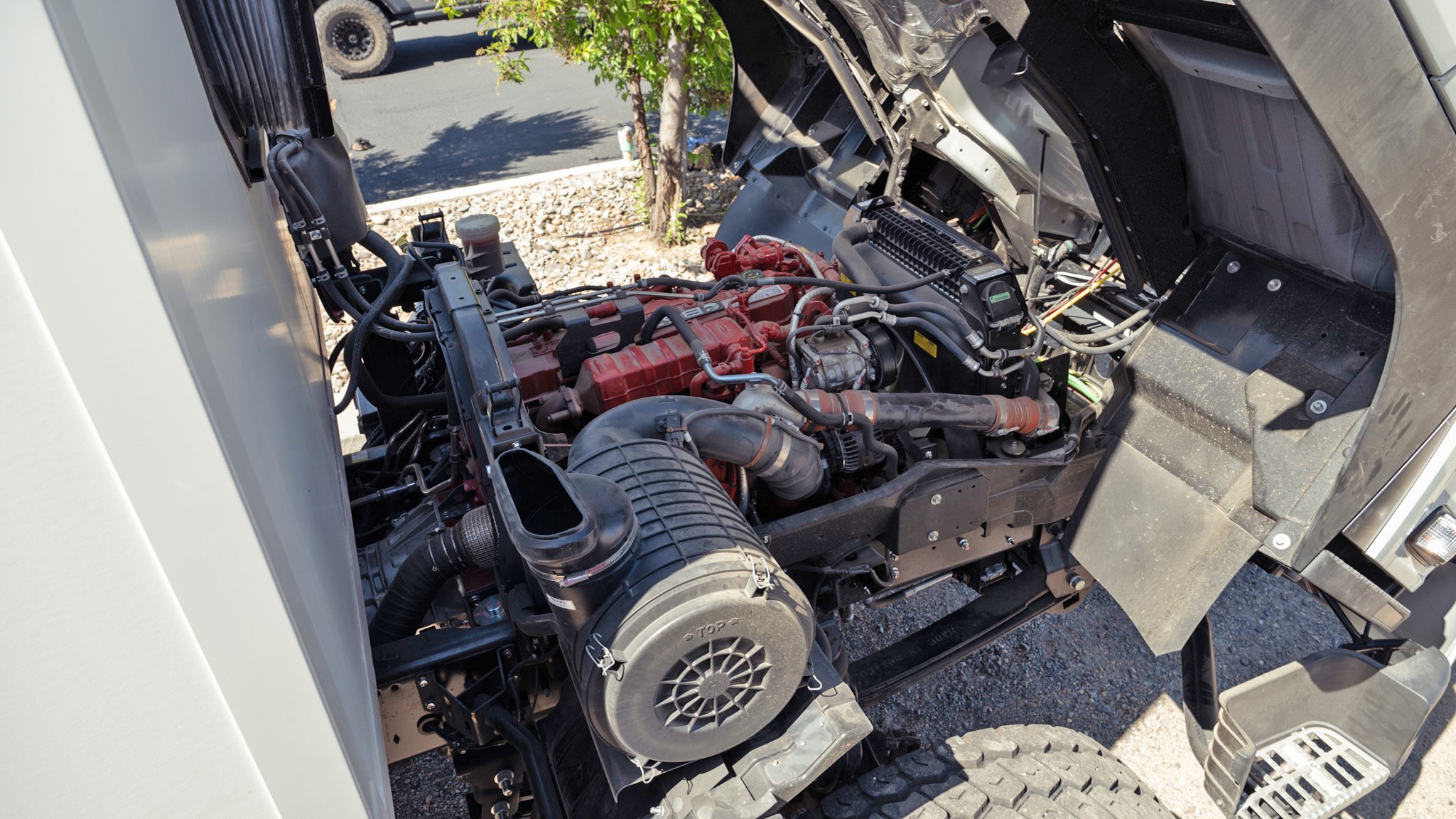 022 2024 Isuzu FTR MT3 4x4 Predator XLE