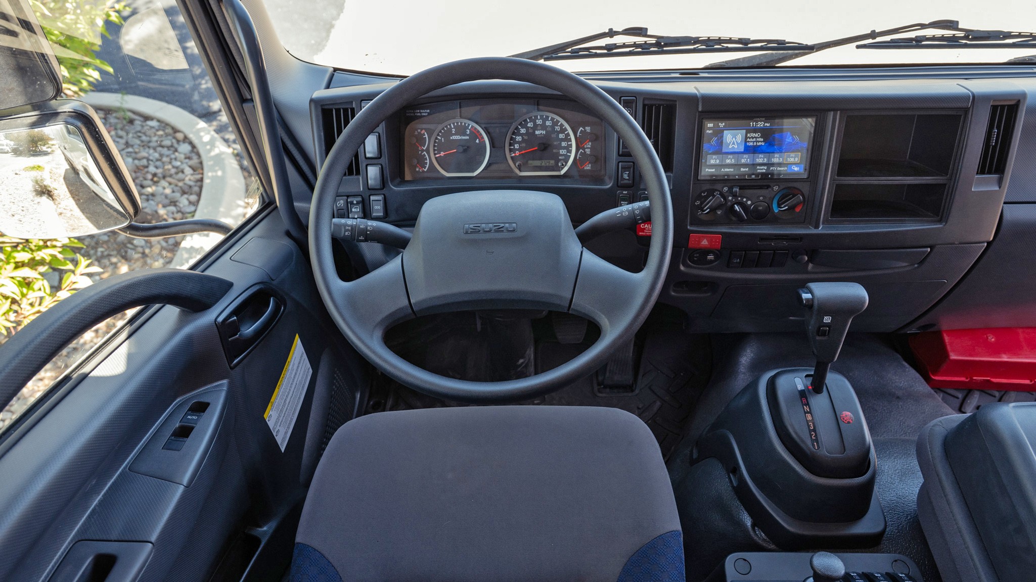 050 2024 Isuzu FTR MT3 4x4 Predator XLE