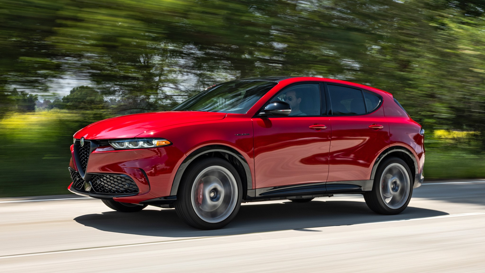 001 2025 Alfa Romeo Tonale