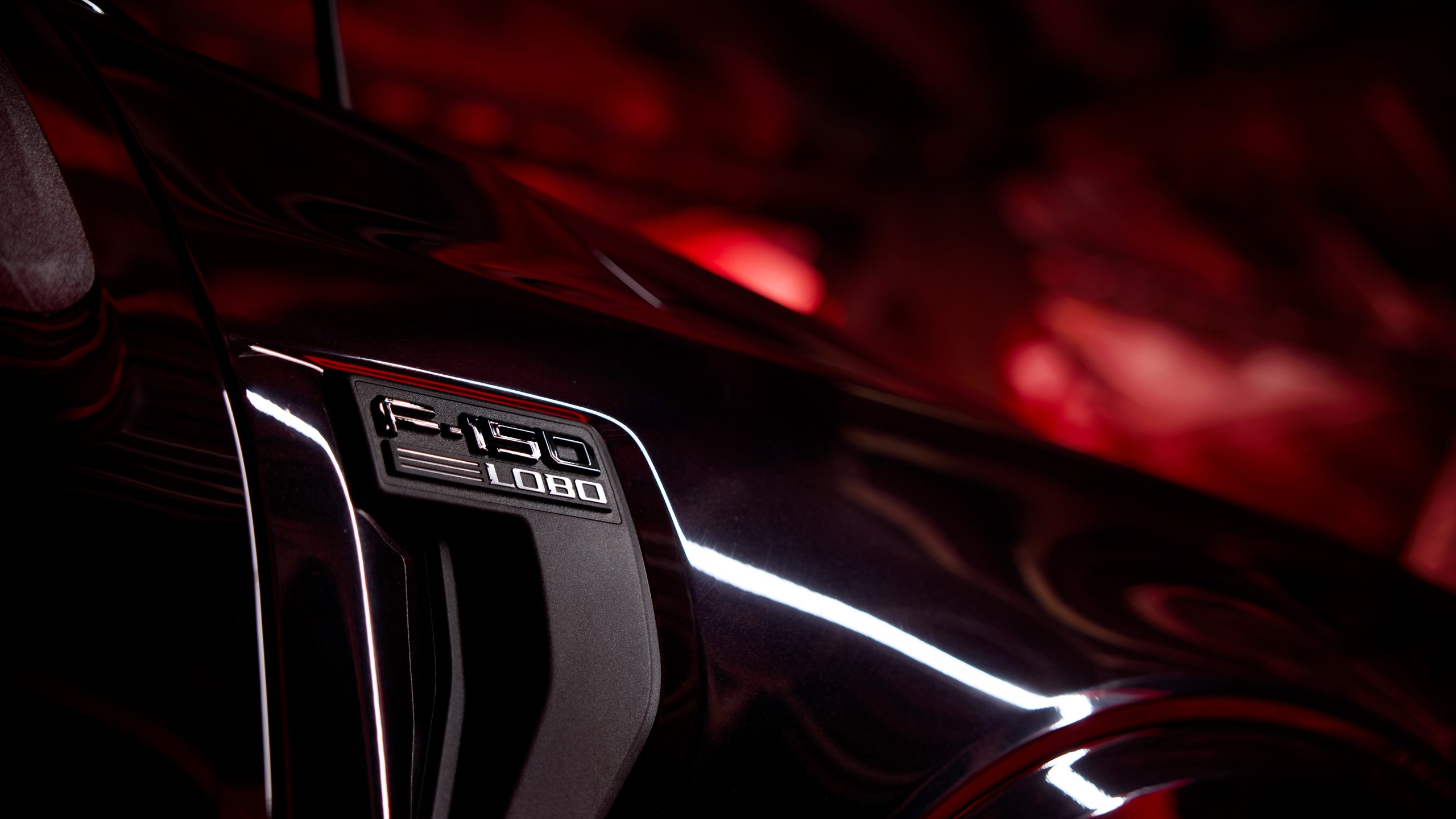 2025 Ford F 150 SXT Lobo package 11