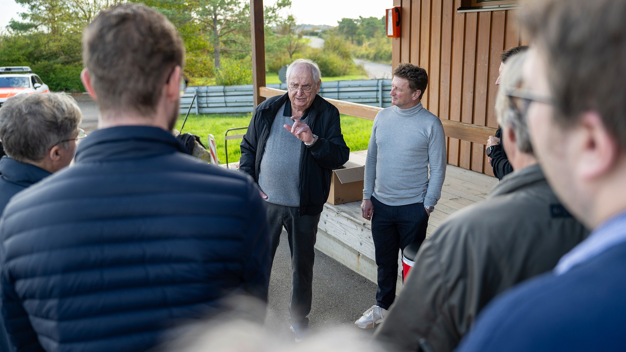 10 Porsche LMP2000 race car