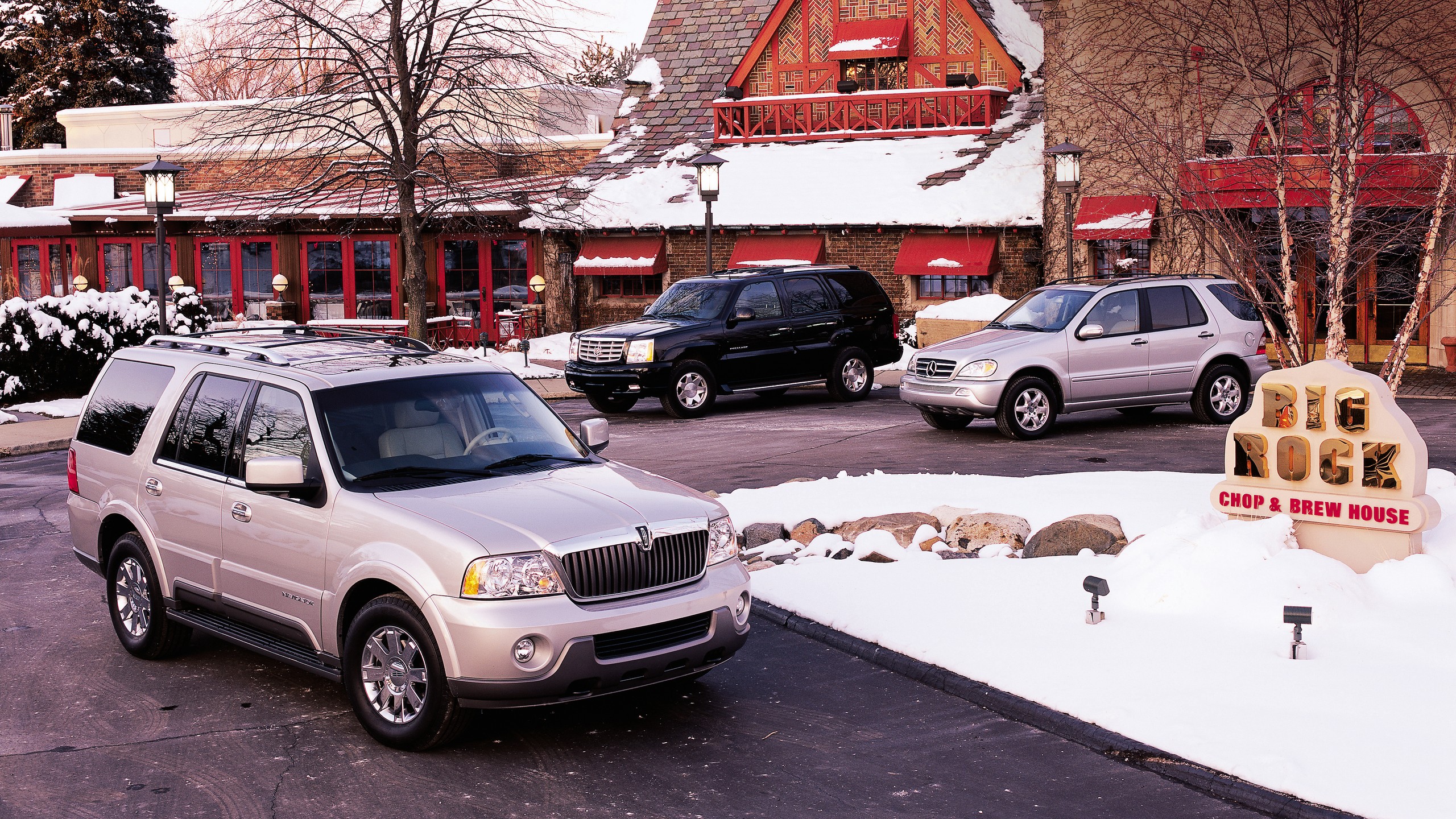 018 2002 cadillac escalade vs 2003 lincoln navigator vs 2002 mercedes ml500