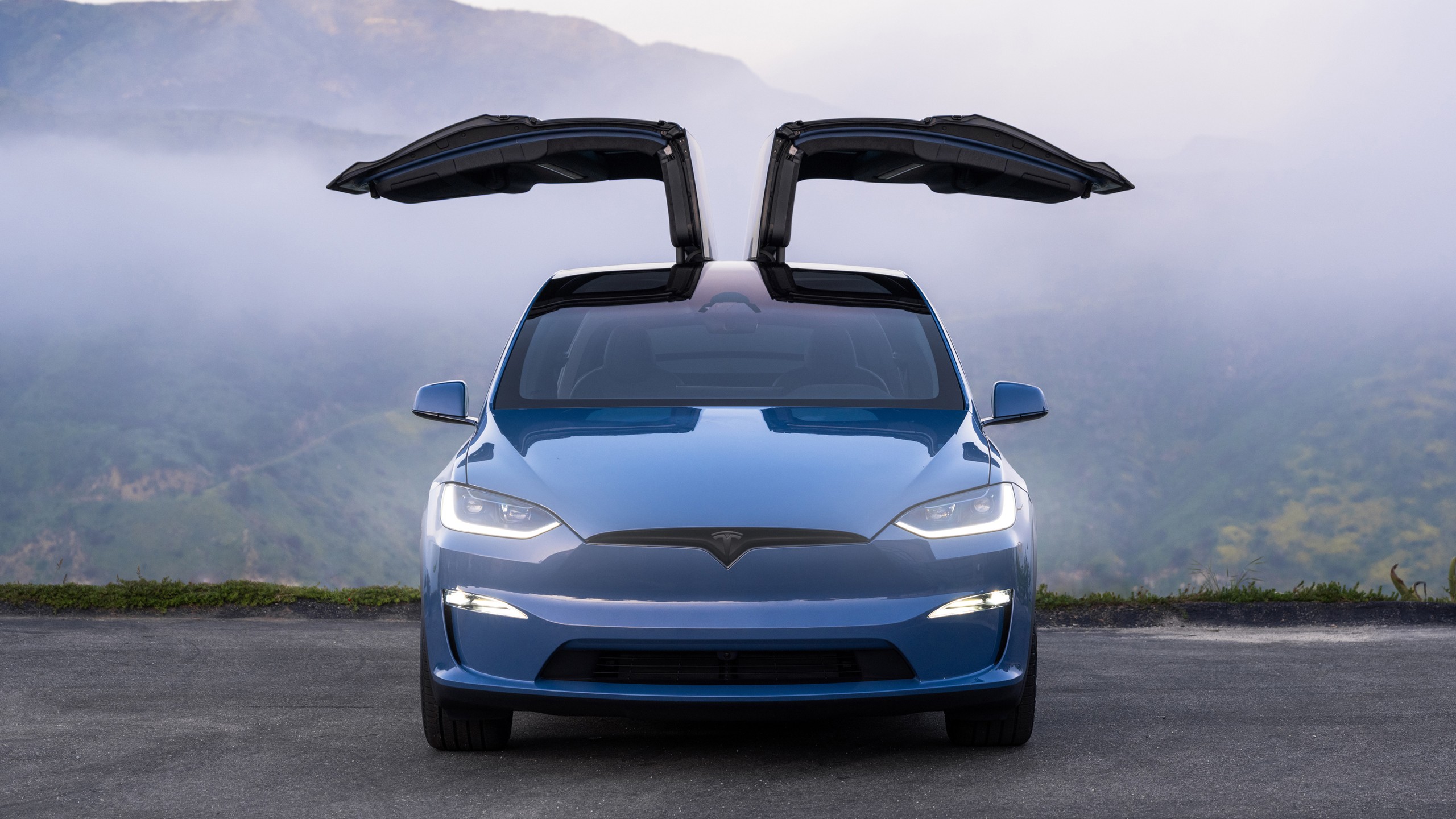 2026 Tesla Model X 16