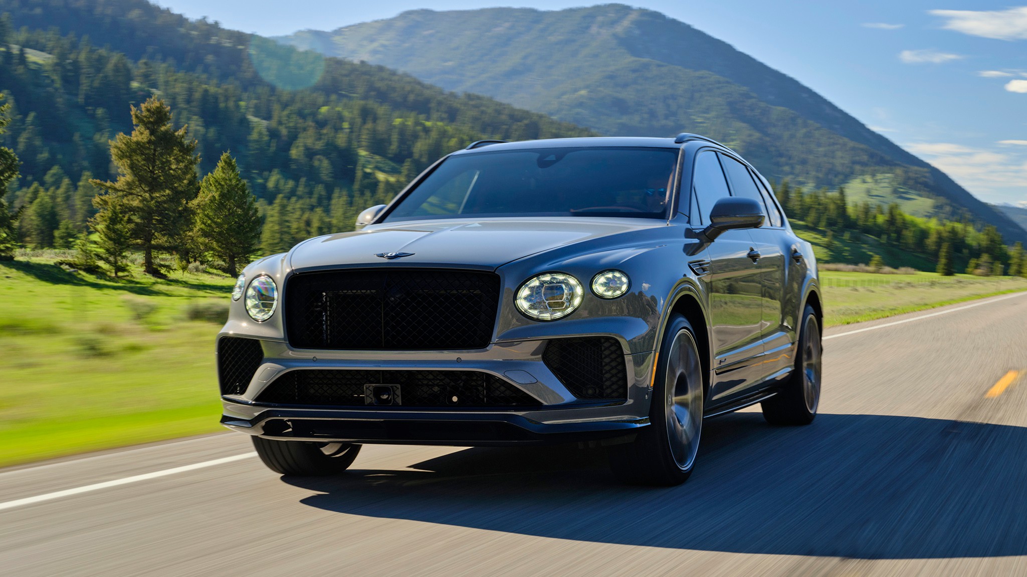 2 2026 Bentley Bentayga Speed Gravity Grey FD