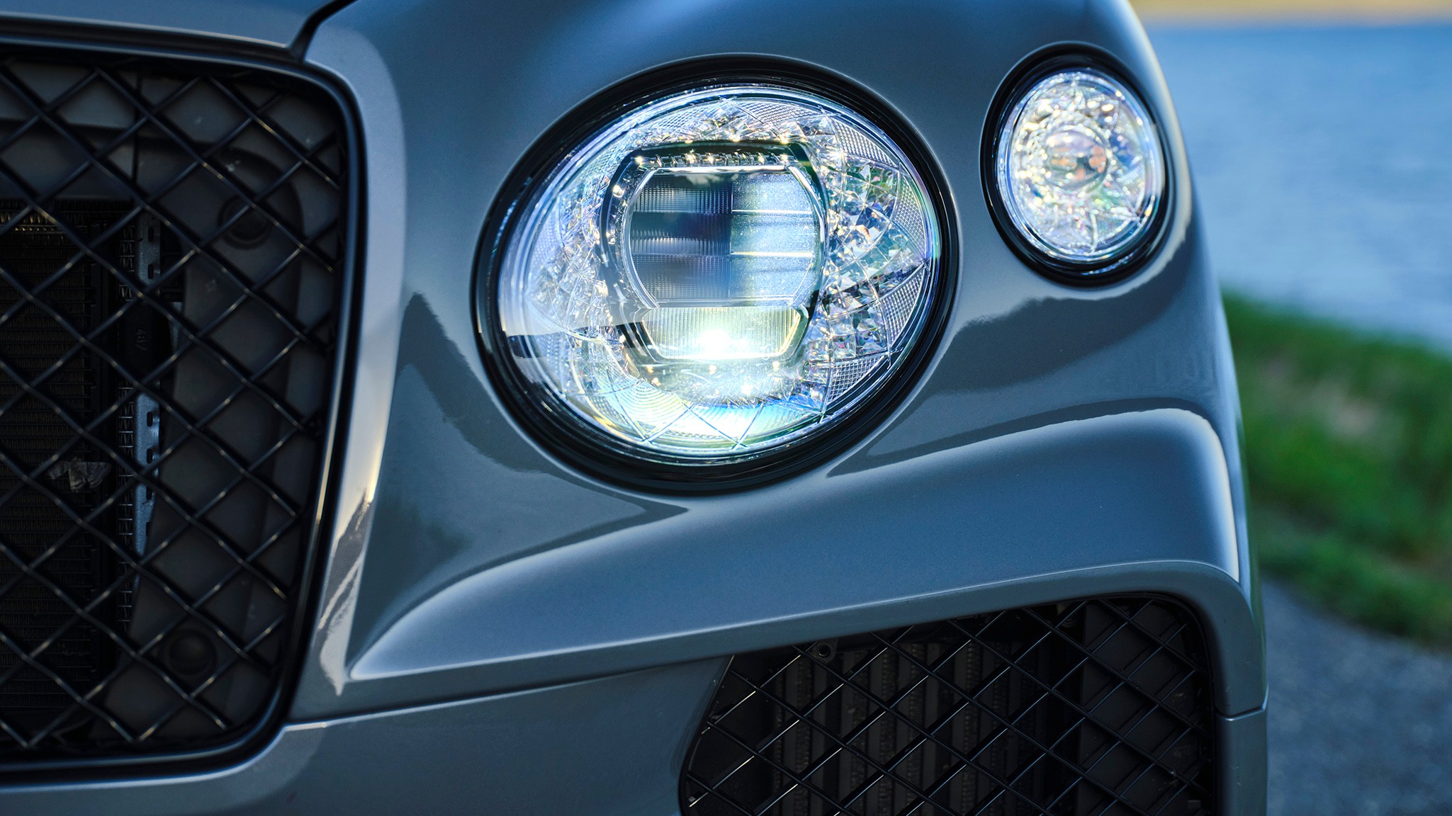 13 2026 Bentley Bentayga Speed Gravity Grey FD