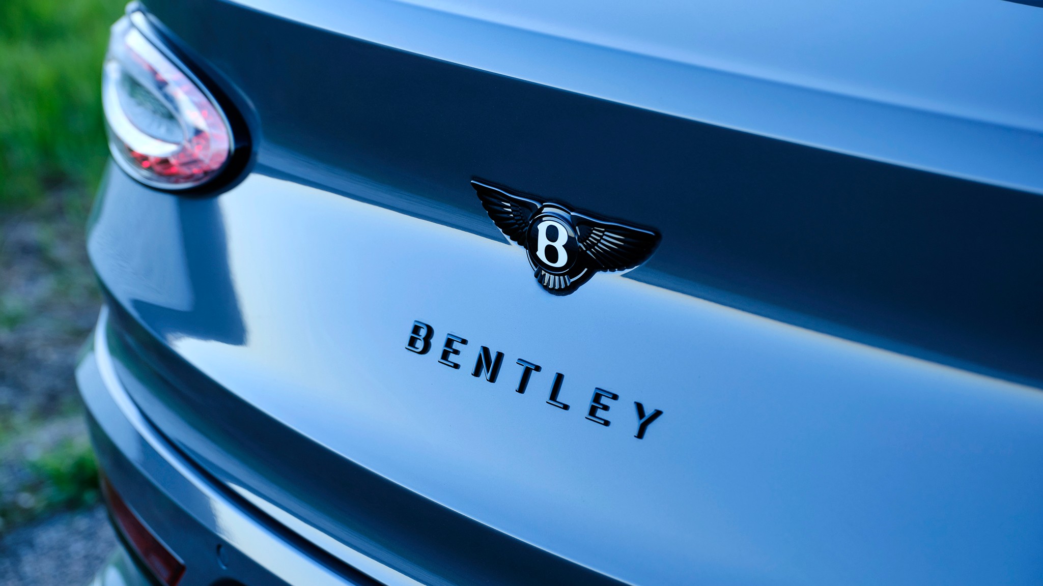 14 2026 Bentley Bentayga Speed Gravity Grey FD