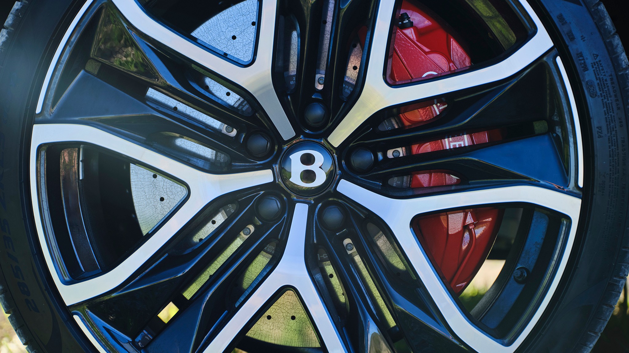 16 2026 Bentley Bentayga Speed Gravity Grey FD