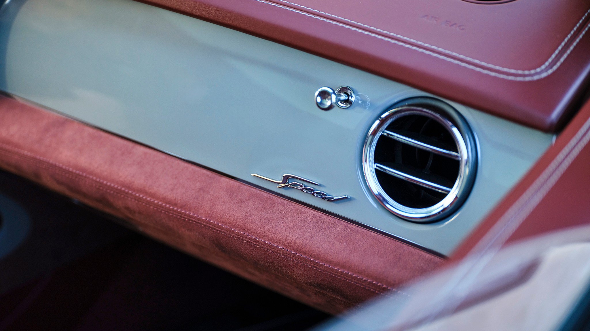 20 2026 Bentley Bentayga Speed Gravity Grey FD