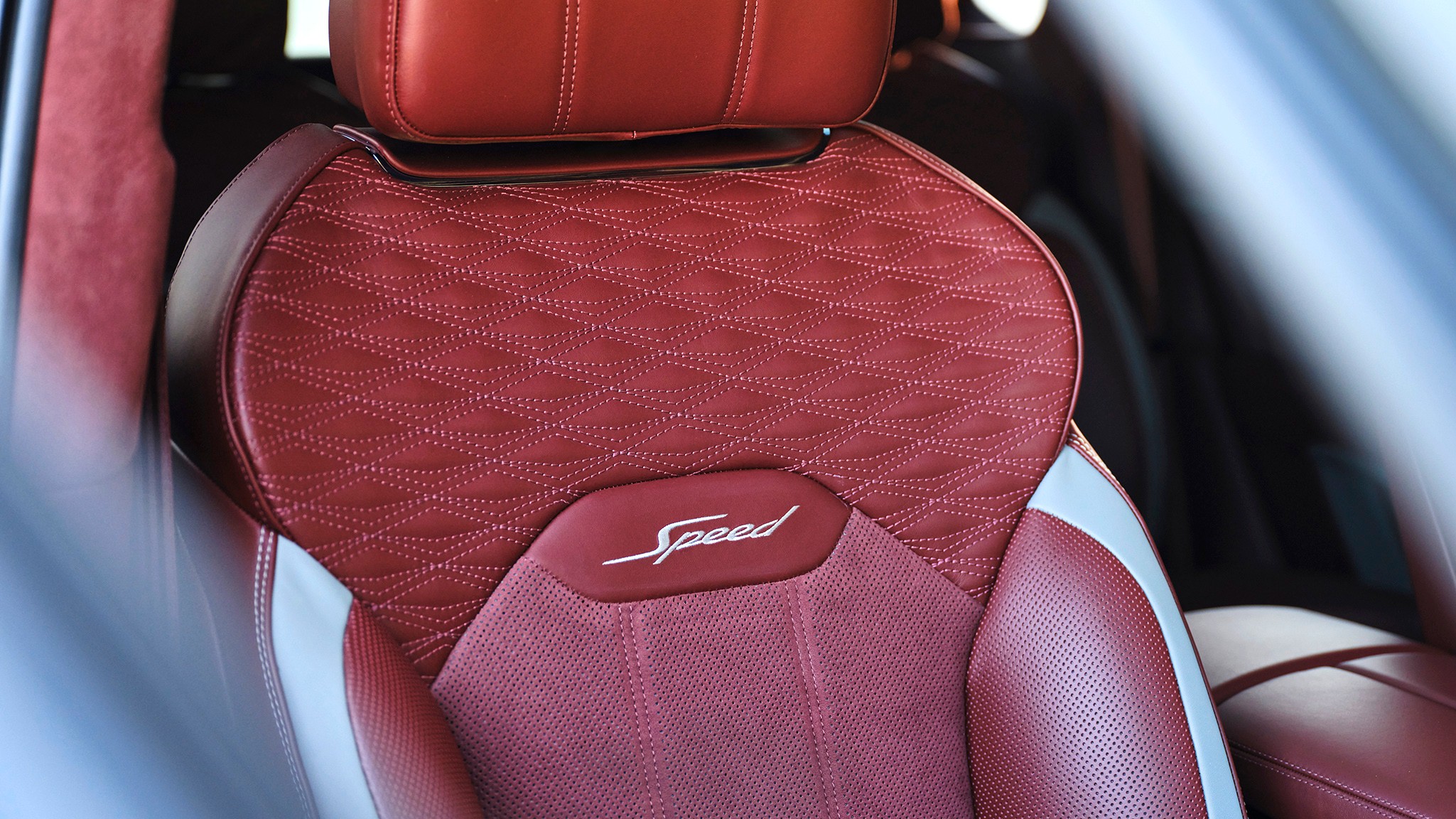 21 2026 Bentley Bentayga Speed Gravity Grey FD