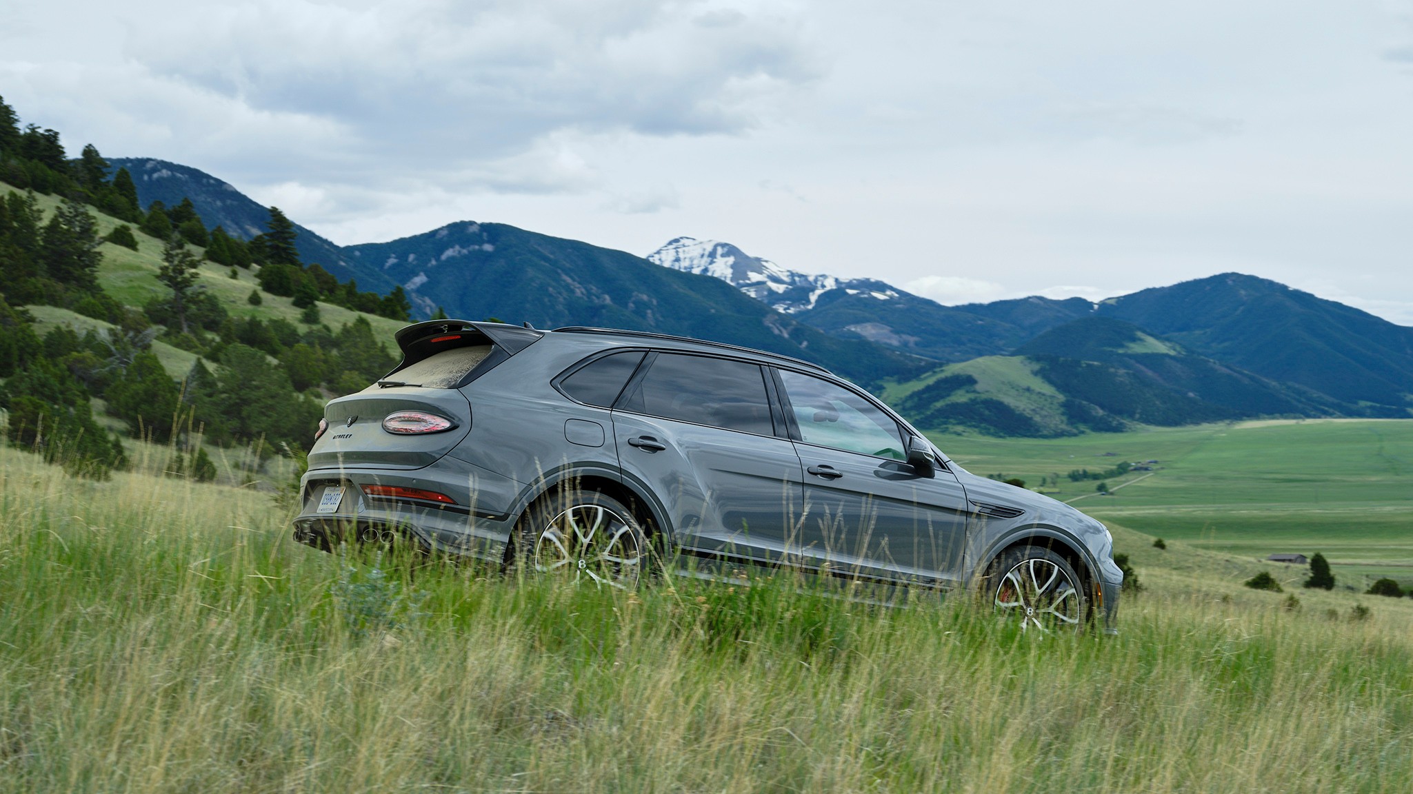 28 2026 Bentley Bentayga Speed Gravity Grey FD