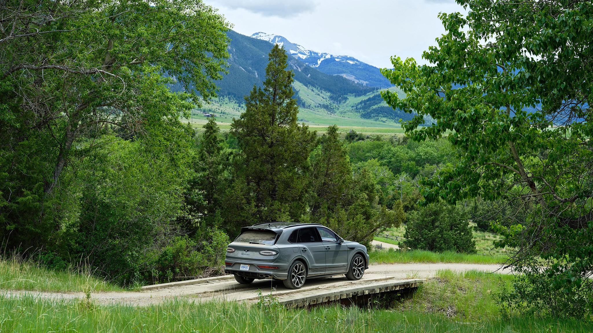 31 2026 Bentley Bentayga Speed Gravity Grey FD