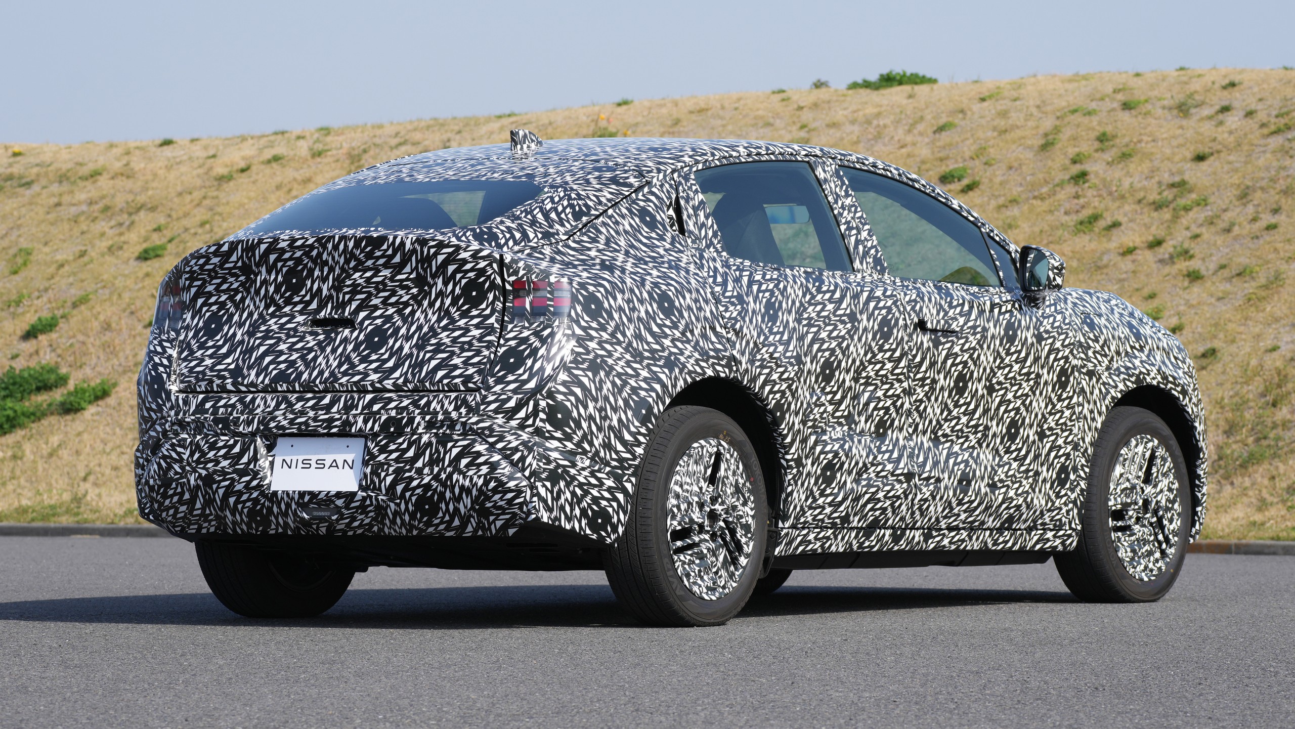 2026 Nissan Leaf prototype drive 9 JPG