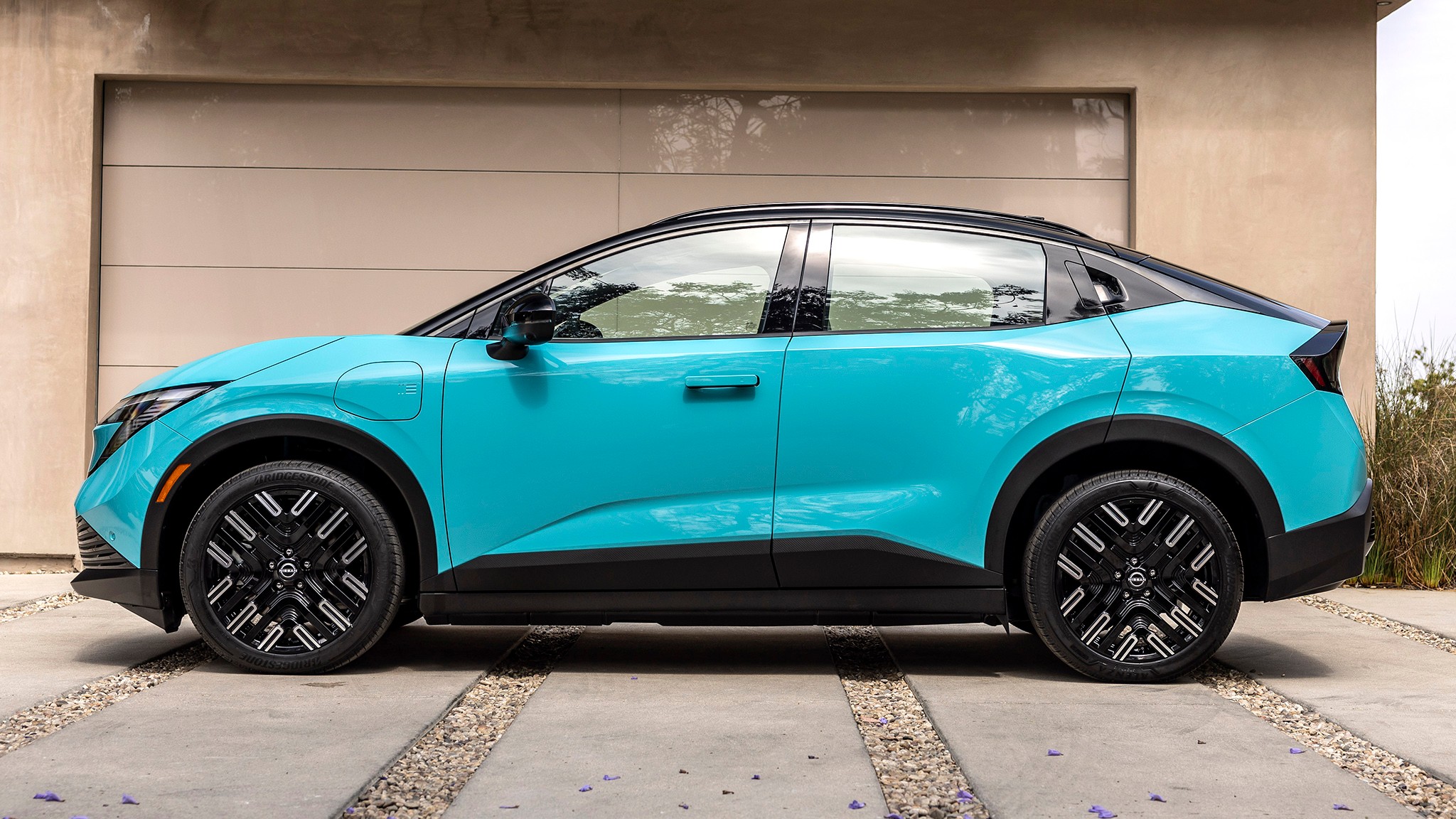 026 2026 Nissan Leaf