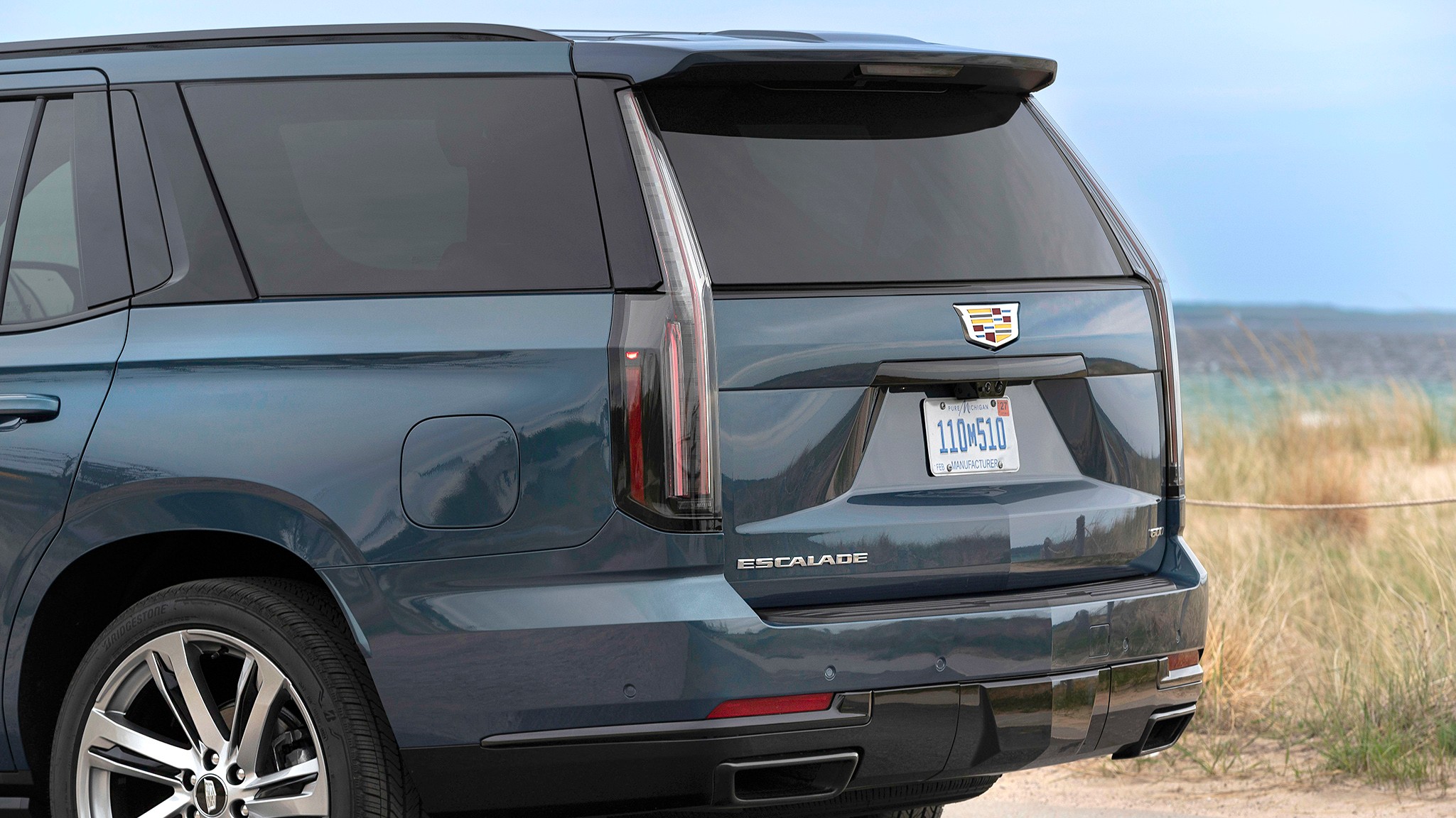 014 2025 Cadillac Escalade Sport Premium 4WD