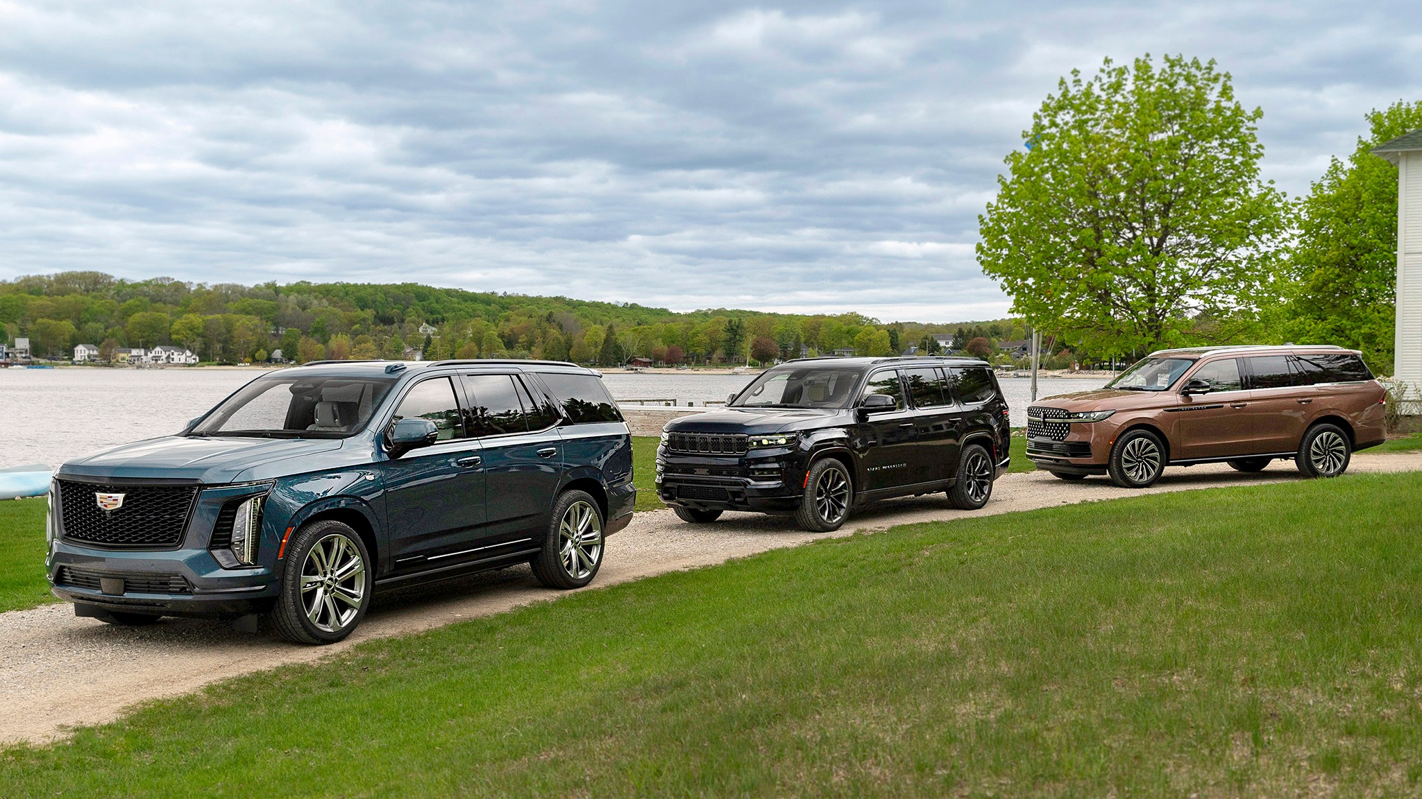 005 large SUV comparison