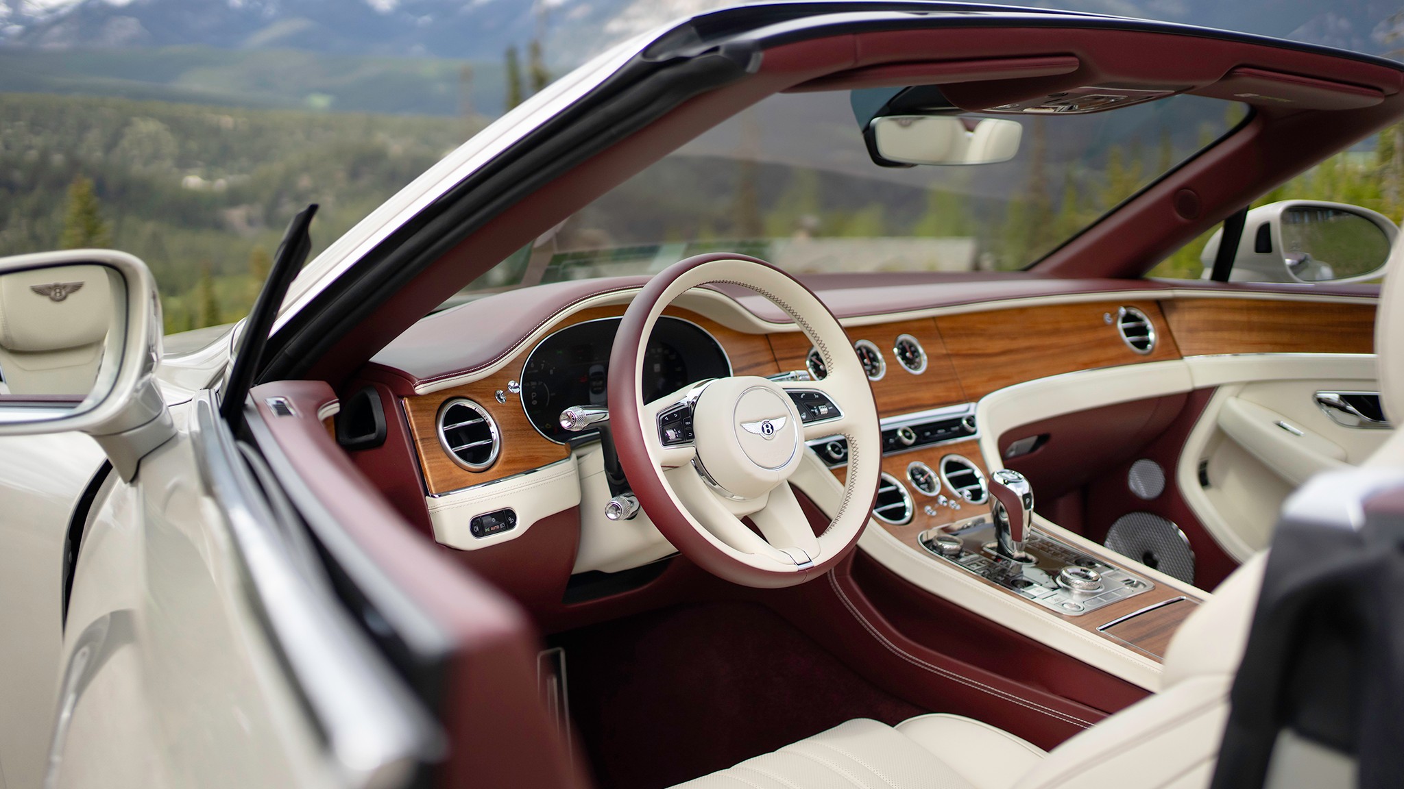 2026 Bentley Continental Convertible 13