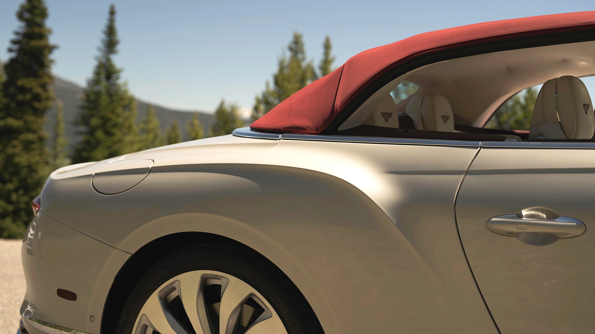 2026 Bentley Continental Convertible 27