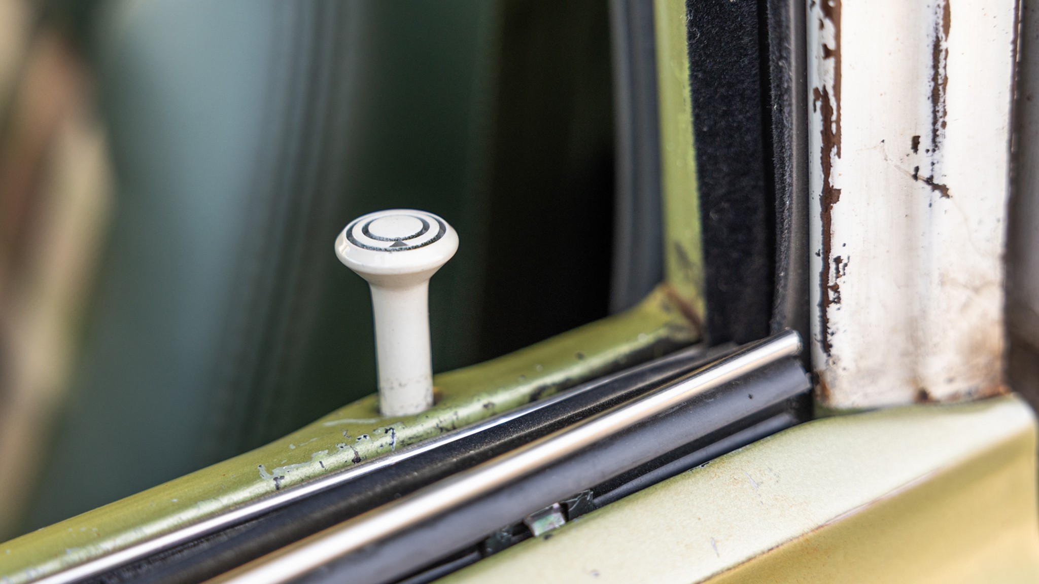 054 2025 ICON Chevrolet C20