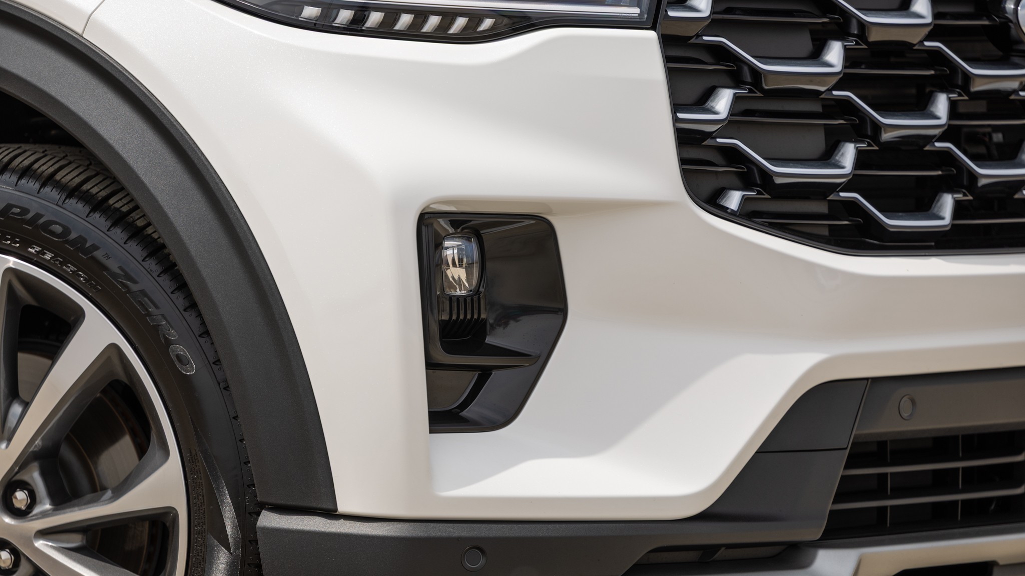 011 2025 Ford Explorer Platinum