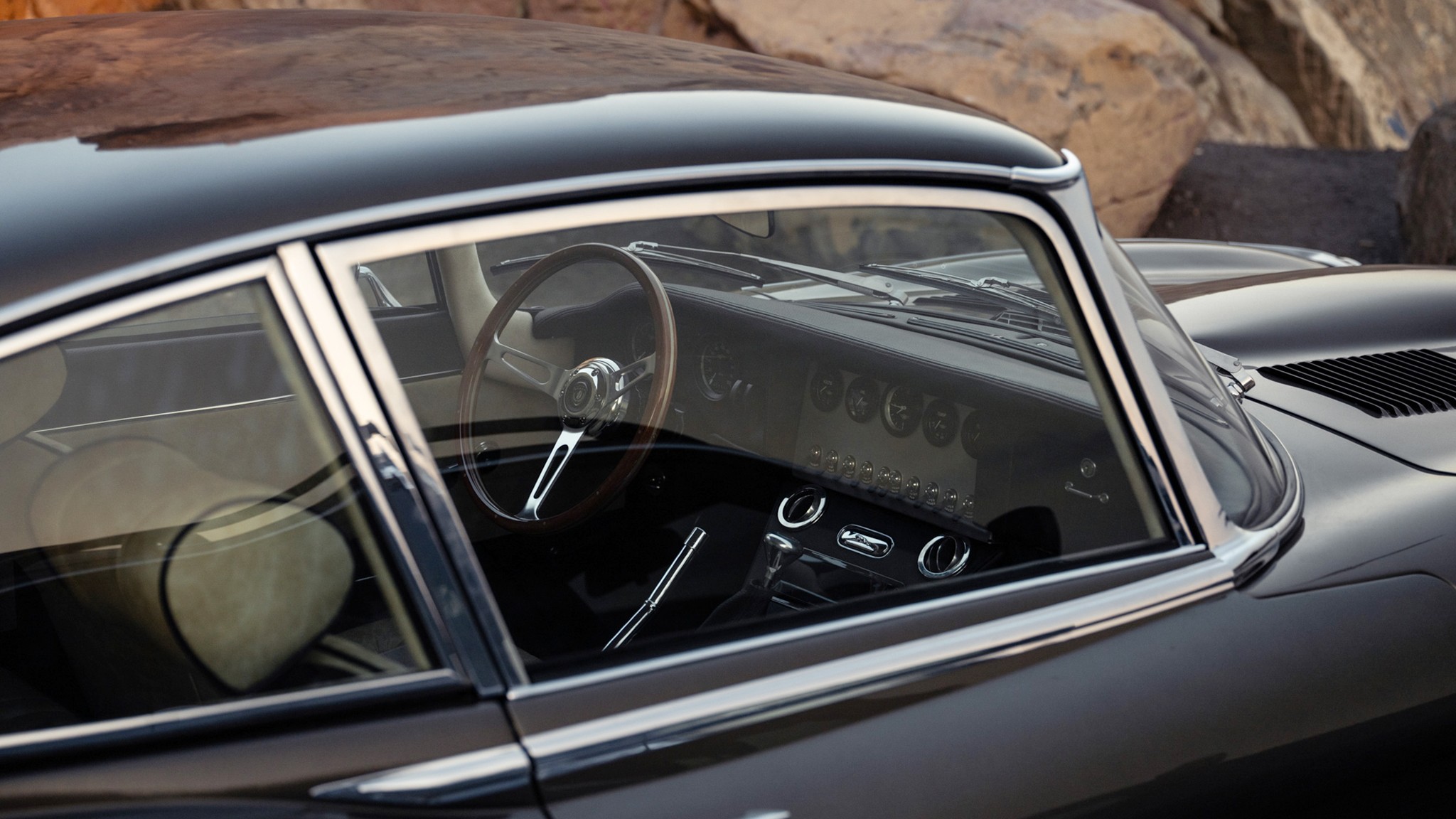 095 2025 EDC E Type Coupe