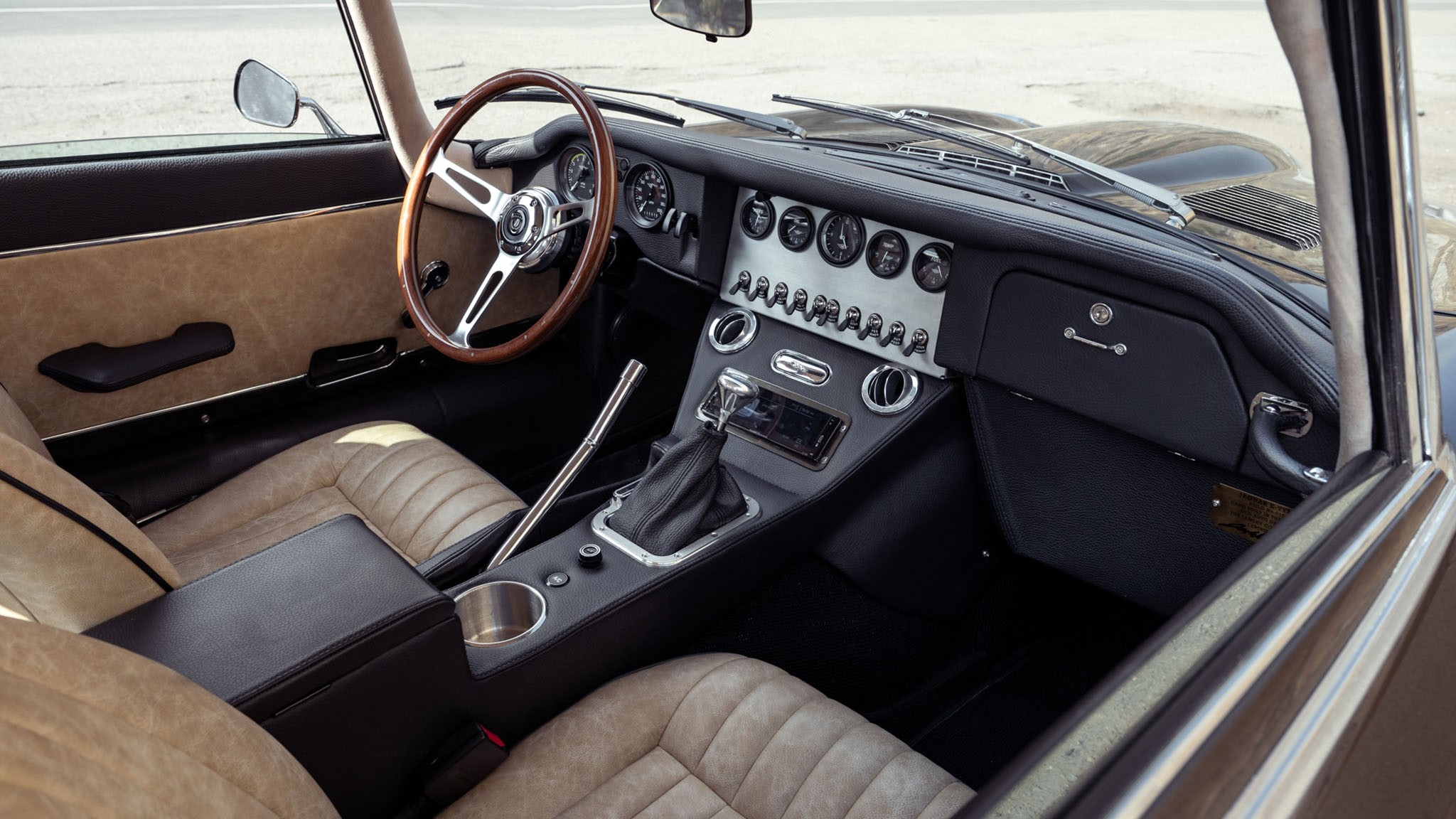 108 2025 EDC E Type Coupe