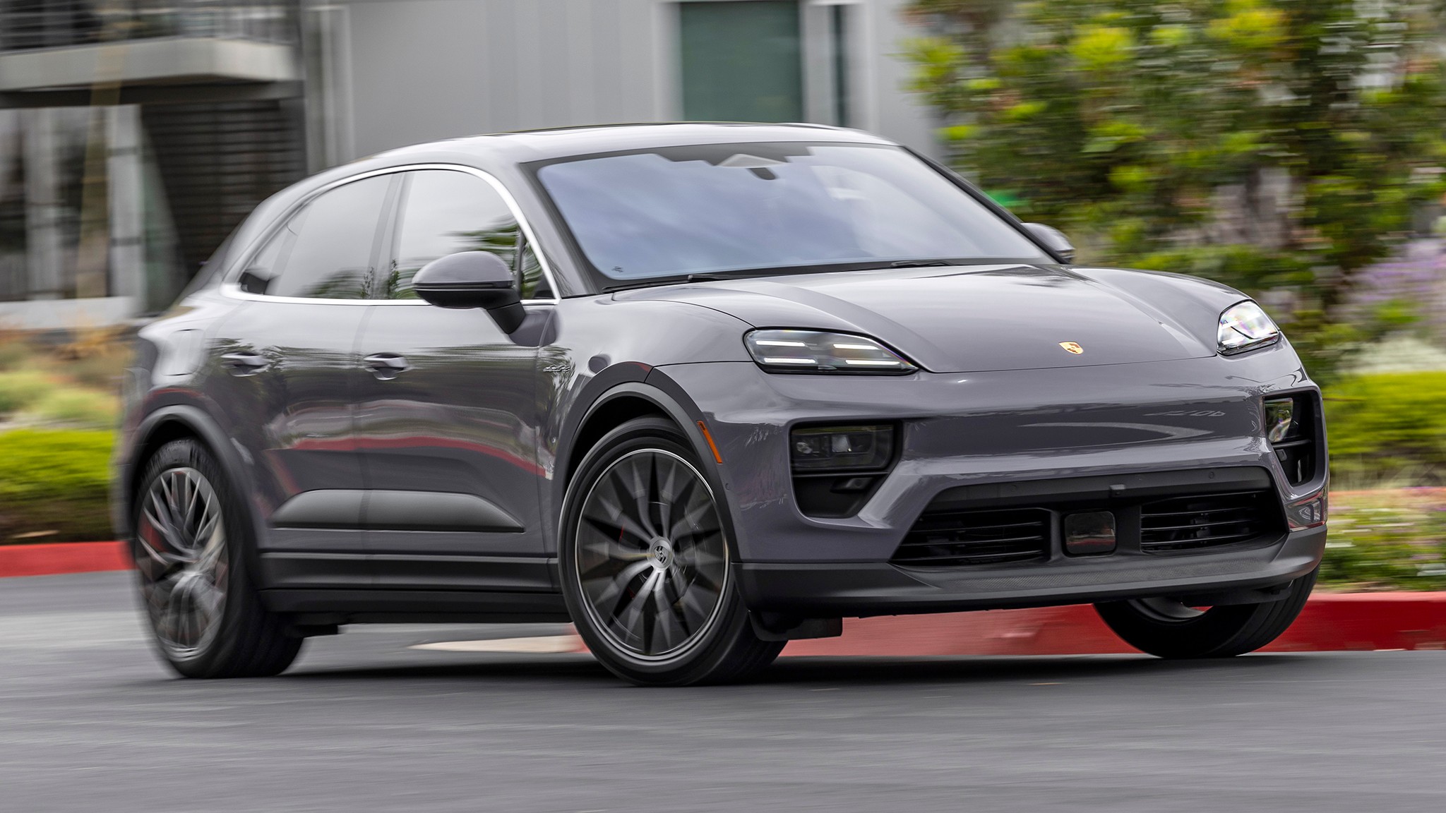 003 2025 Porsche Macan 4S