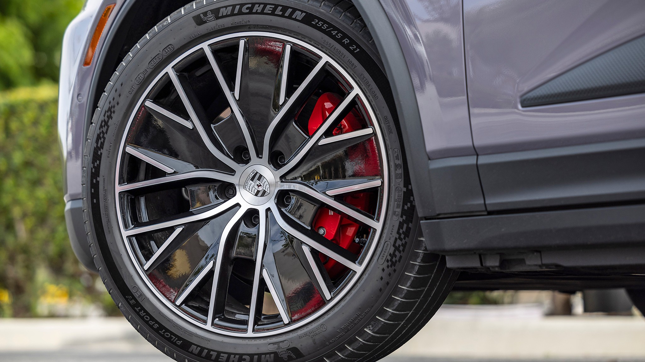 002 2025 Porsche Macan 4S