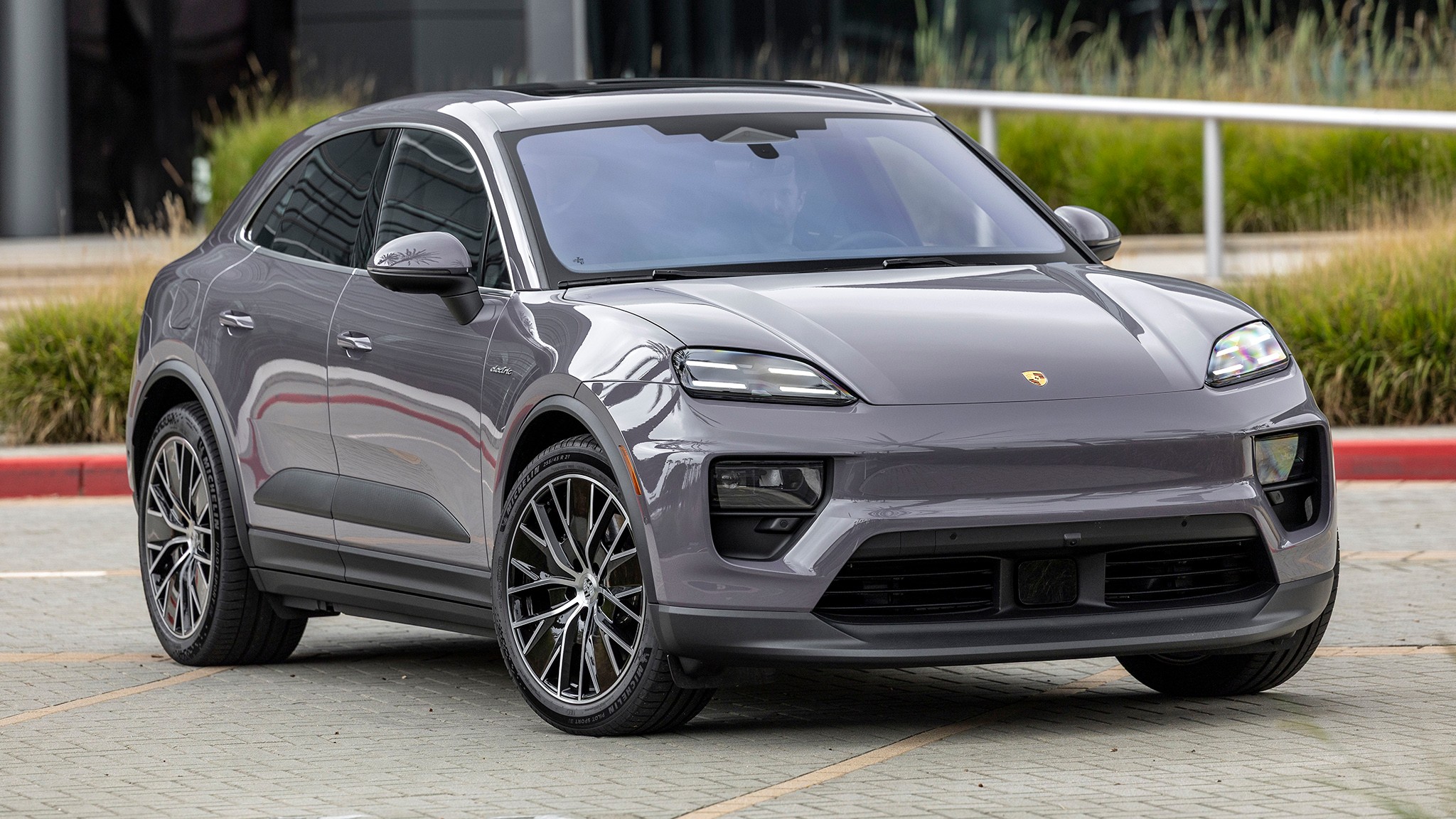 006 2025 Porsche Macan 4S