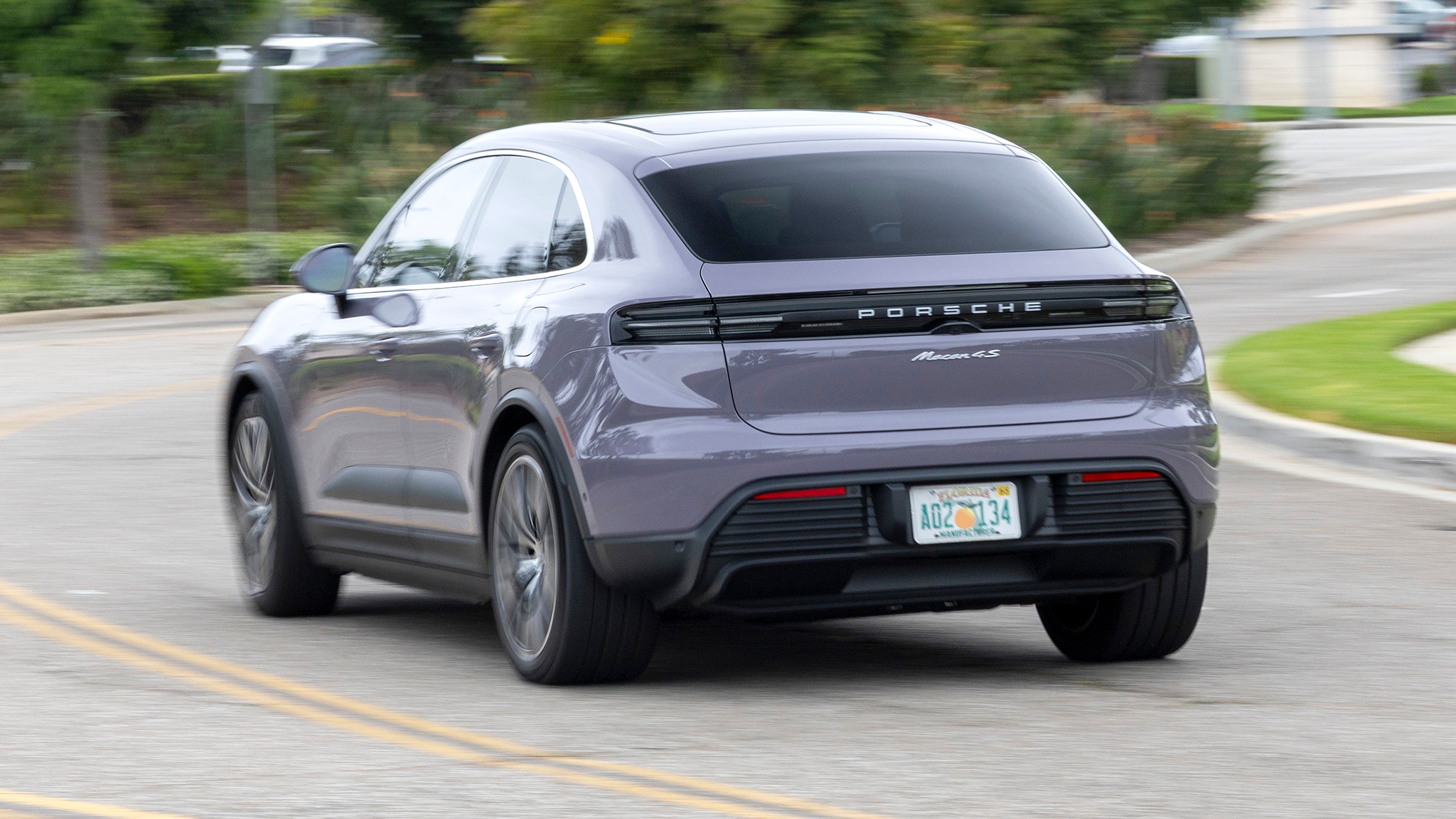 012 2025 Porsche Macan 4S