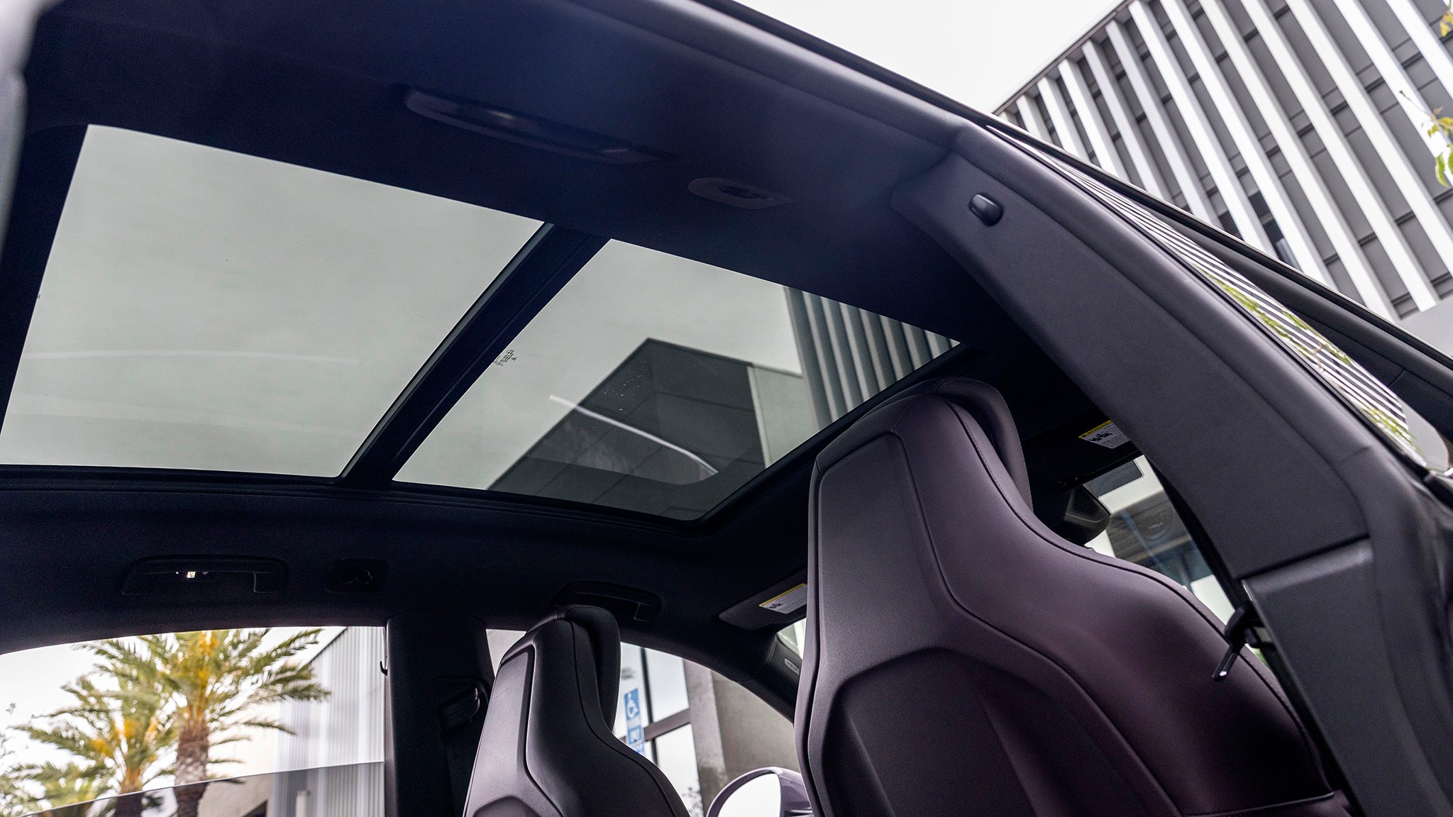 016 2025 Porsche Macan 4S