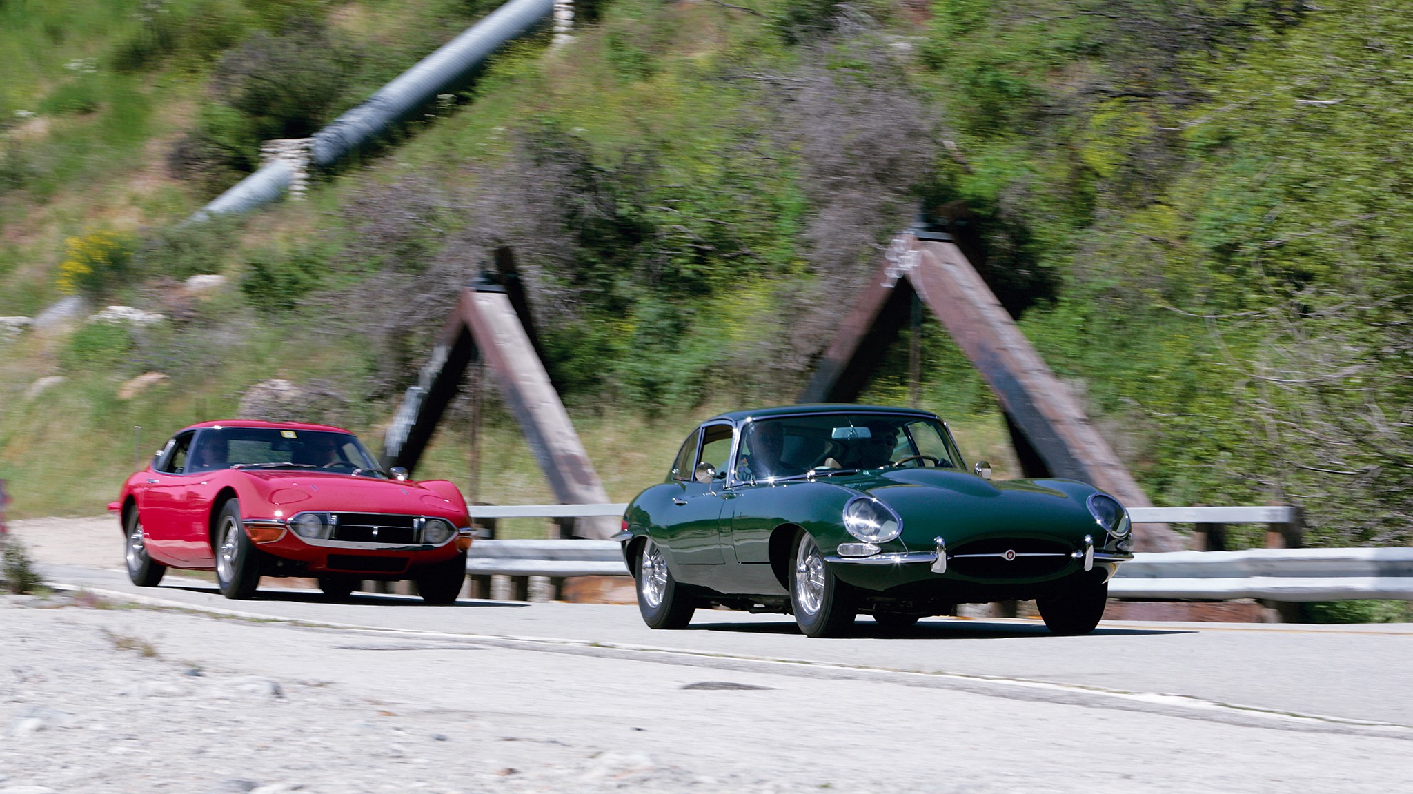 002 1969 toyota 2000 gt vs 1965 jaguar e type