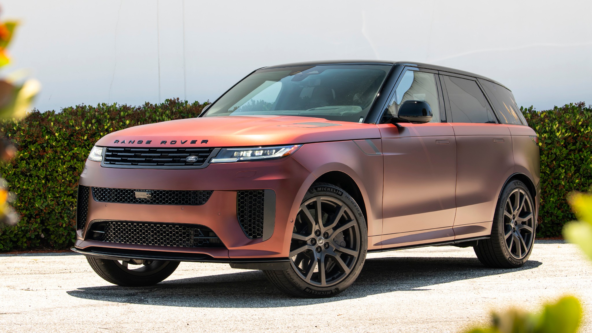 009 2025 Range Rover Sport SV