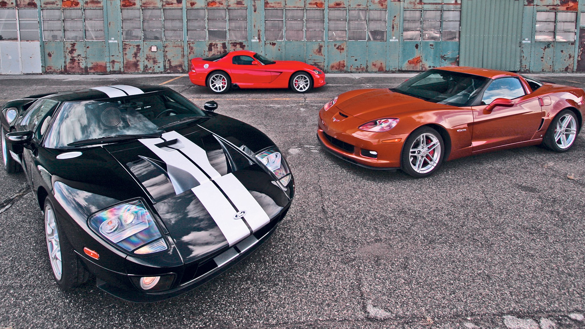 002 2006 chevrolet corvette z06 vs dodge viper srt10 vs ford gt