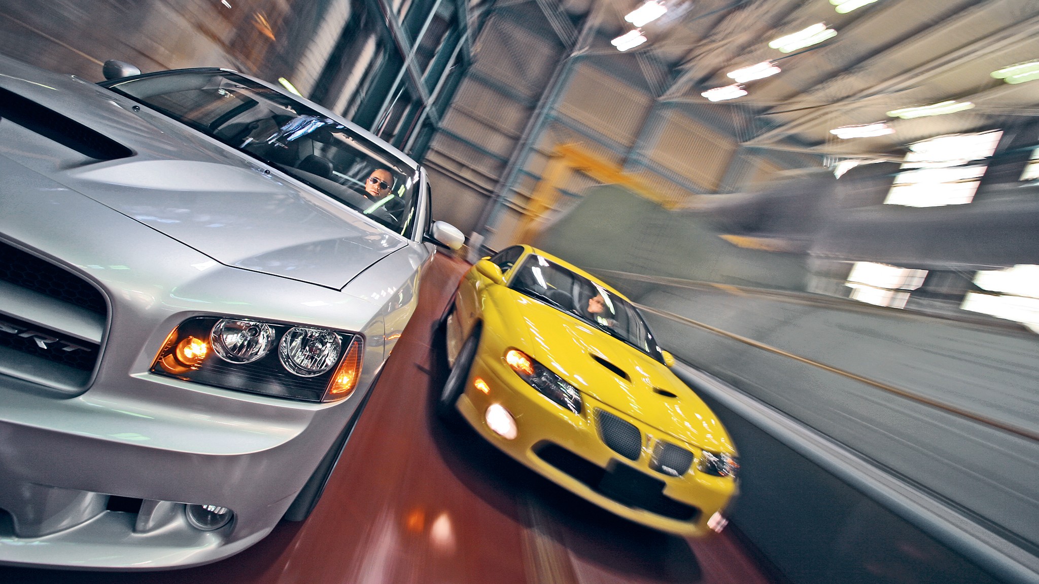 002 2006 dodge charger srt8 2005 pontiac gto