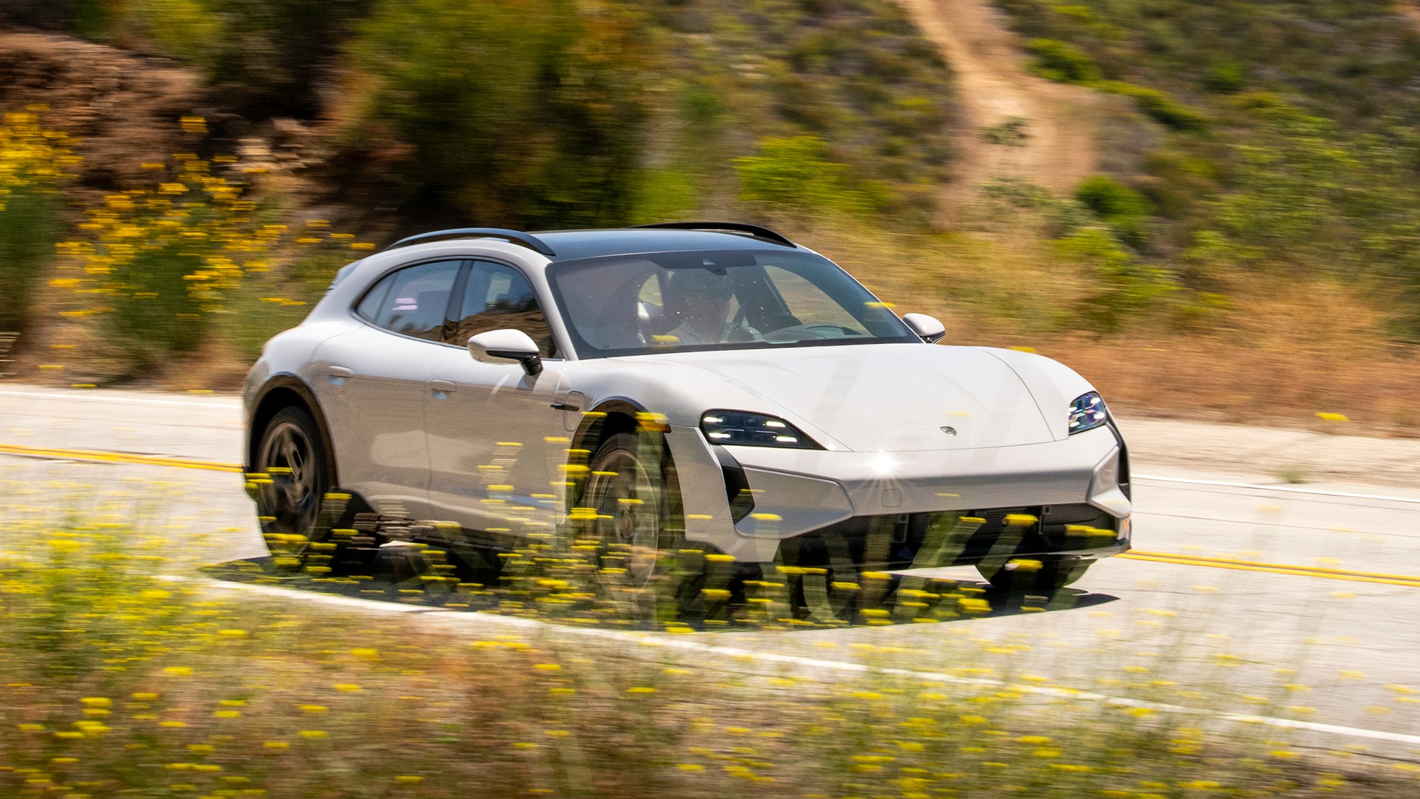 008 2025 Taycan TurboS