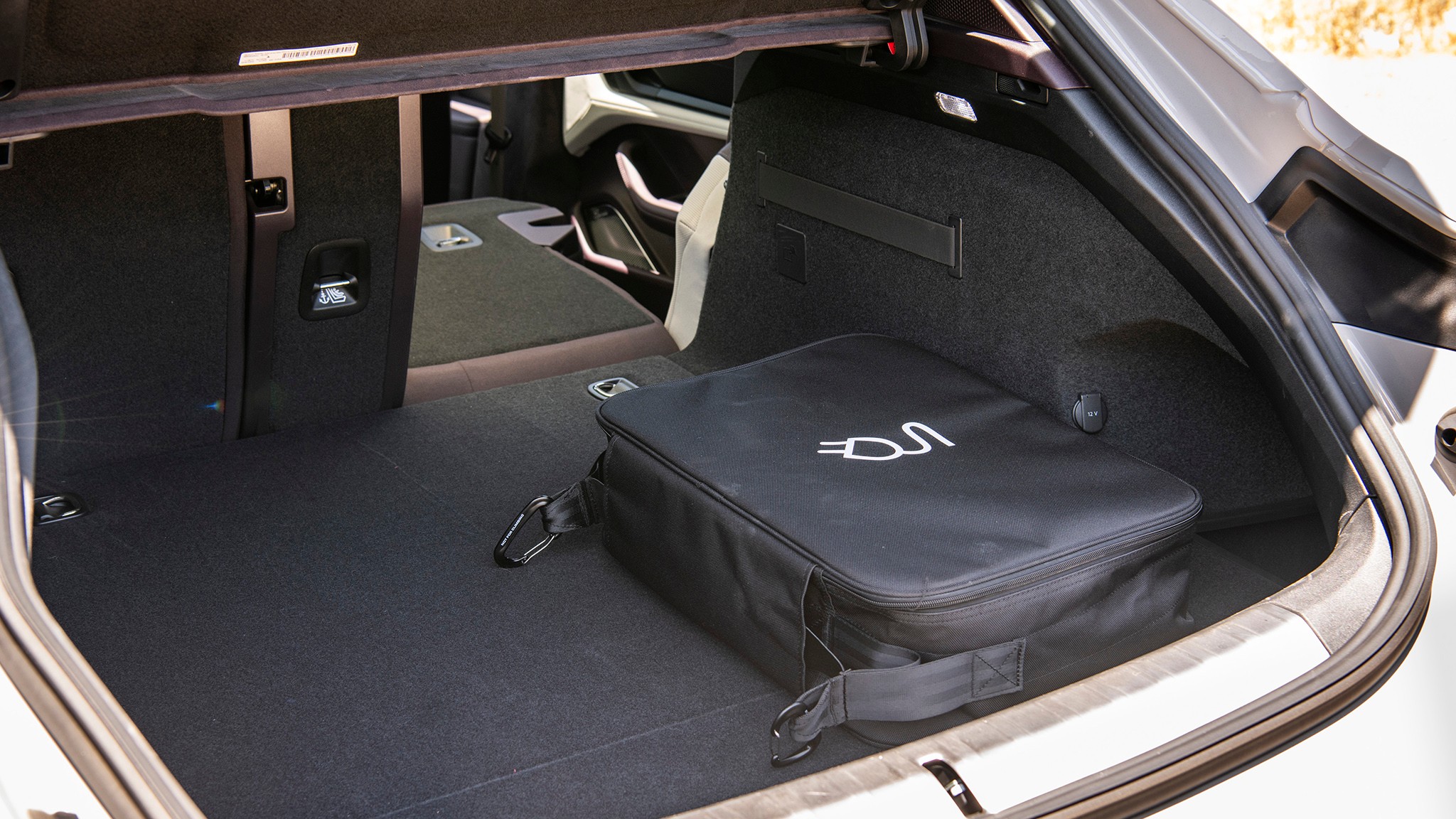 024 2025 Taycan TurboS