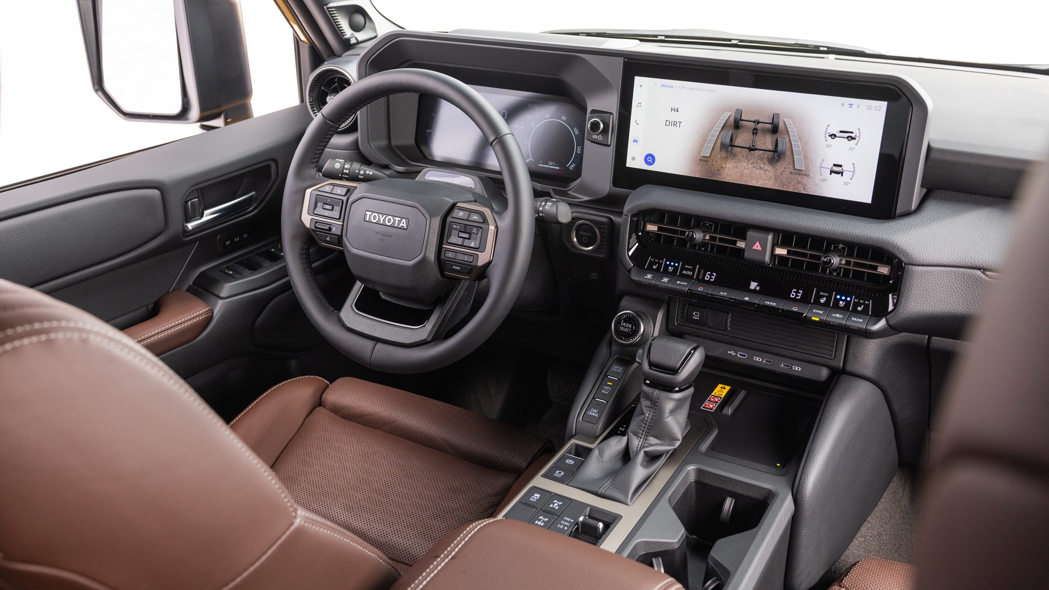 038 2025 Toyota Land Cruiser Long Term