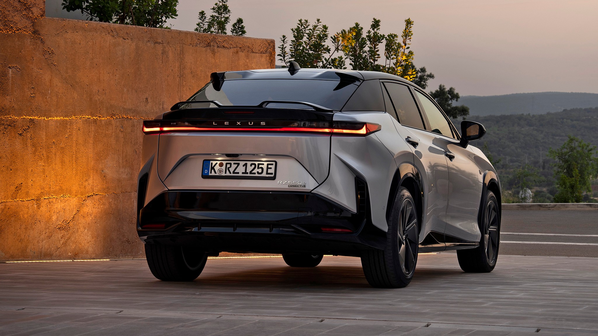 2026 Lexus RZ 550e F Sport euro spec Sonic Platinum 013