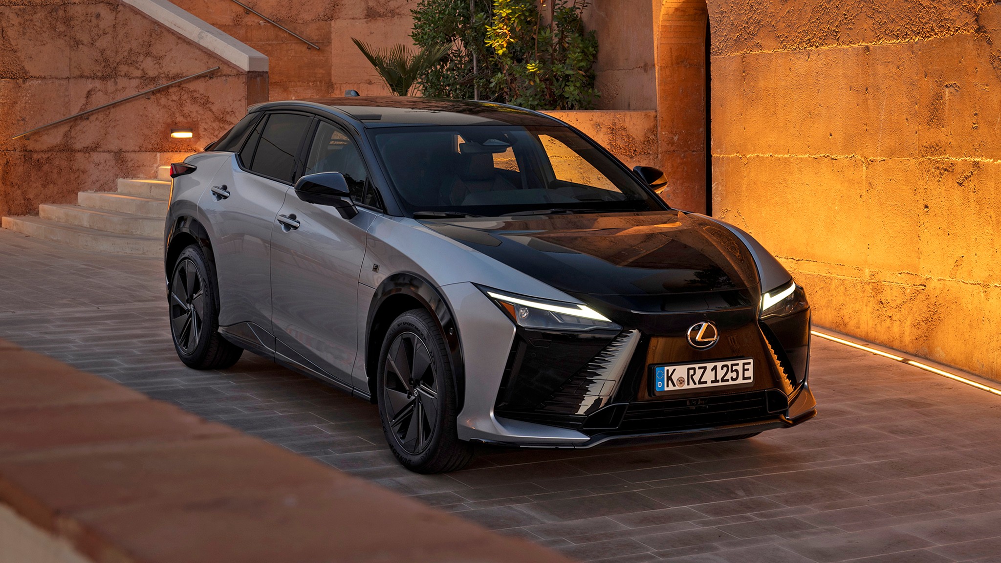 2026 Lexus RZ 550e F Sport euro spec Sonic Platinum 015