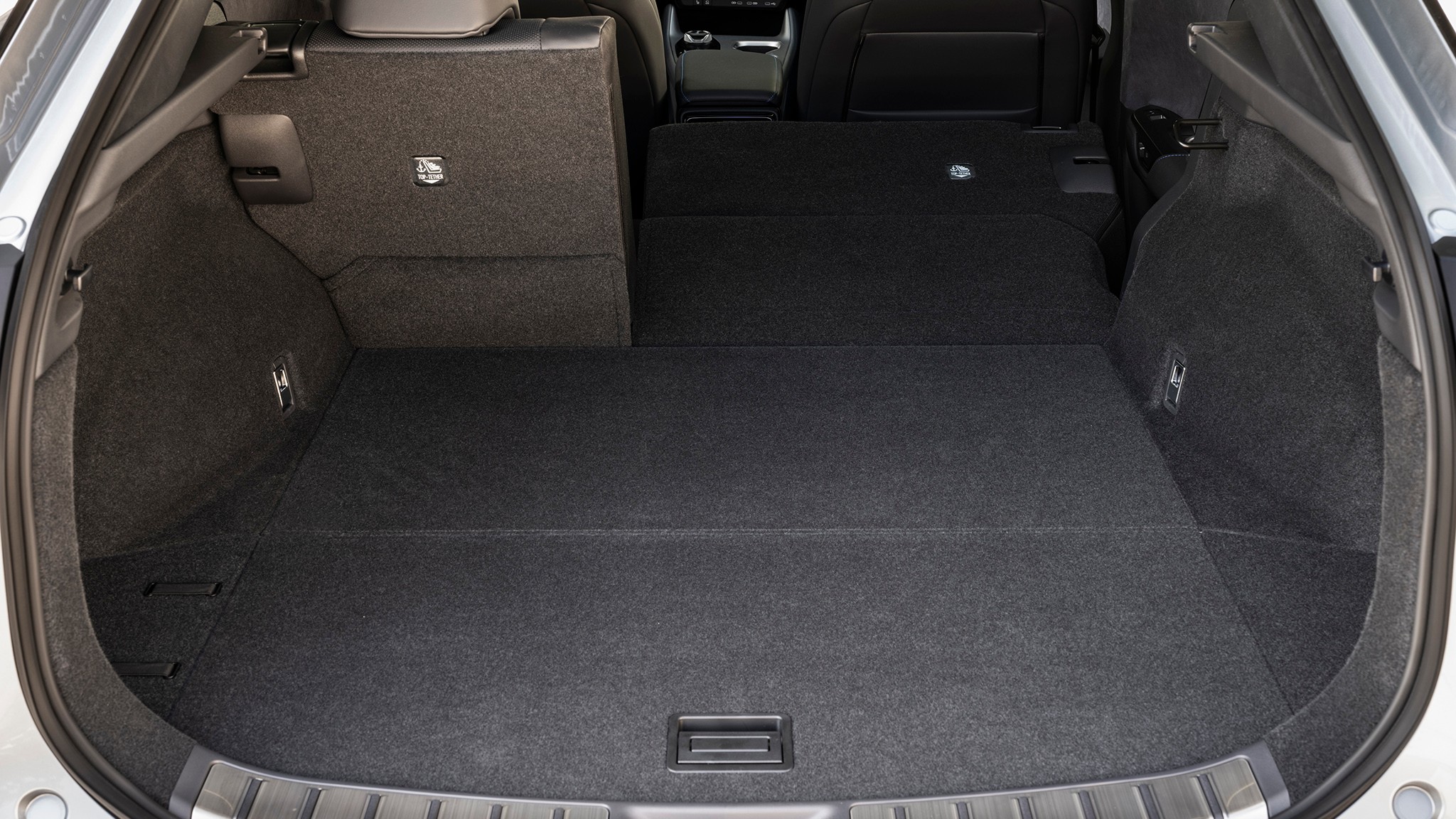 2026 Lexus RZ 550e F Sport euro spec Sonic Platinum 077