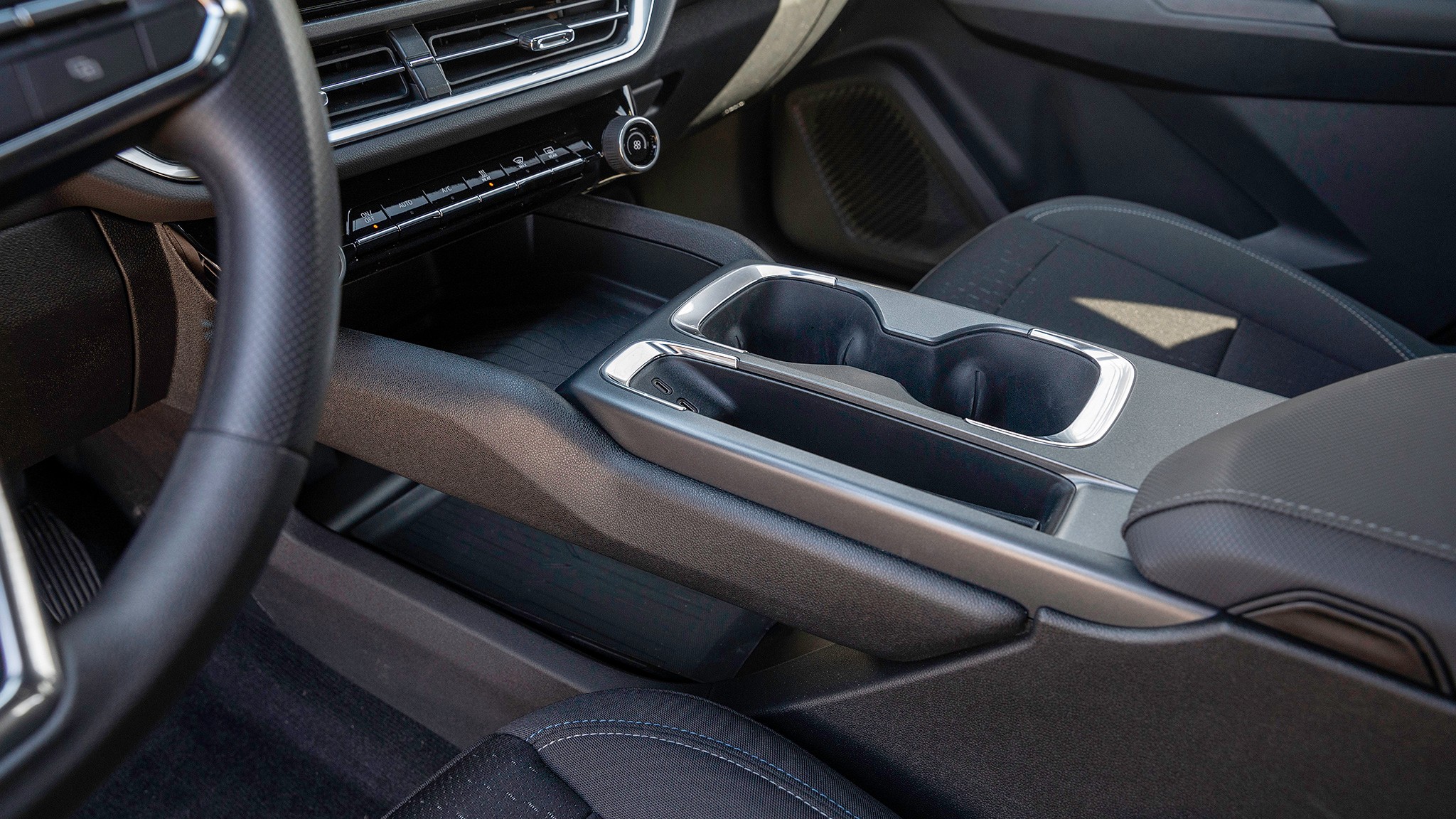 7 2026 Chevrolet Equinox EV front view