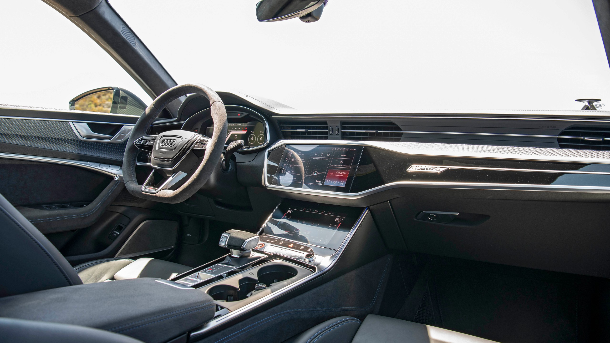 040 2025 Audi RS6 Comparo