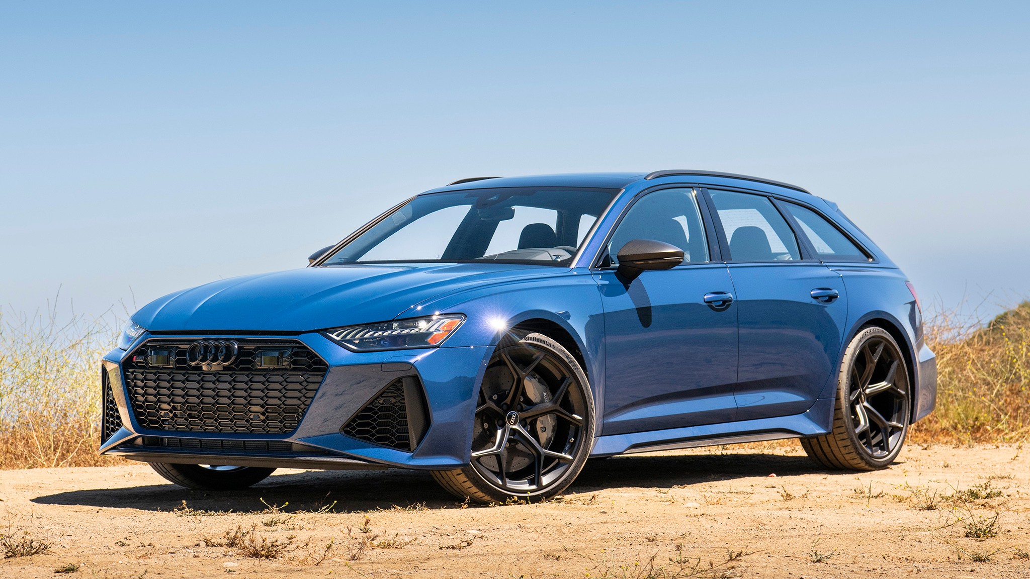 033 2025 Audi RS6 Comparo